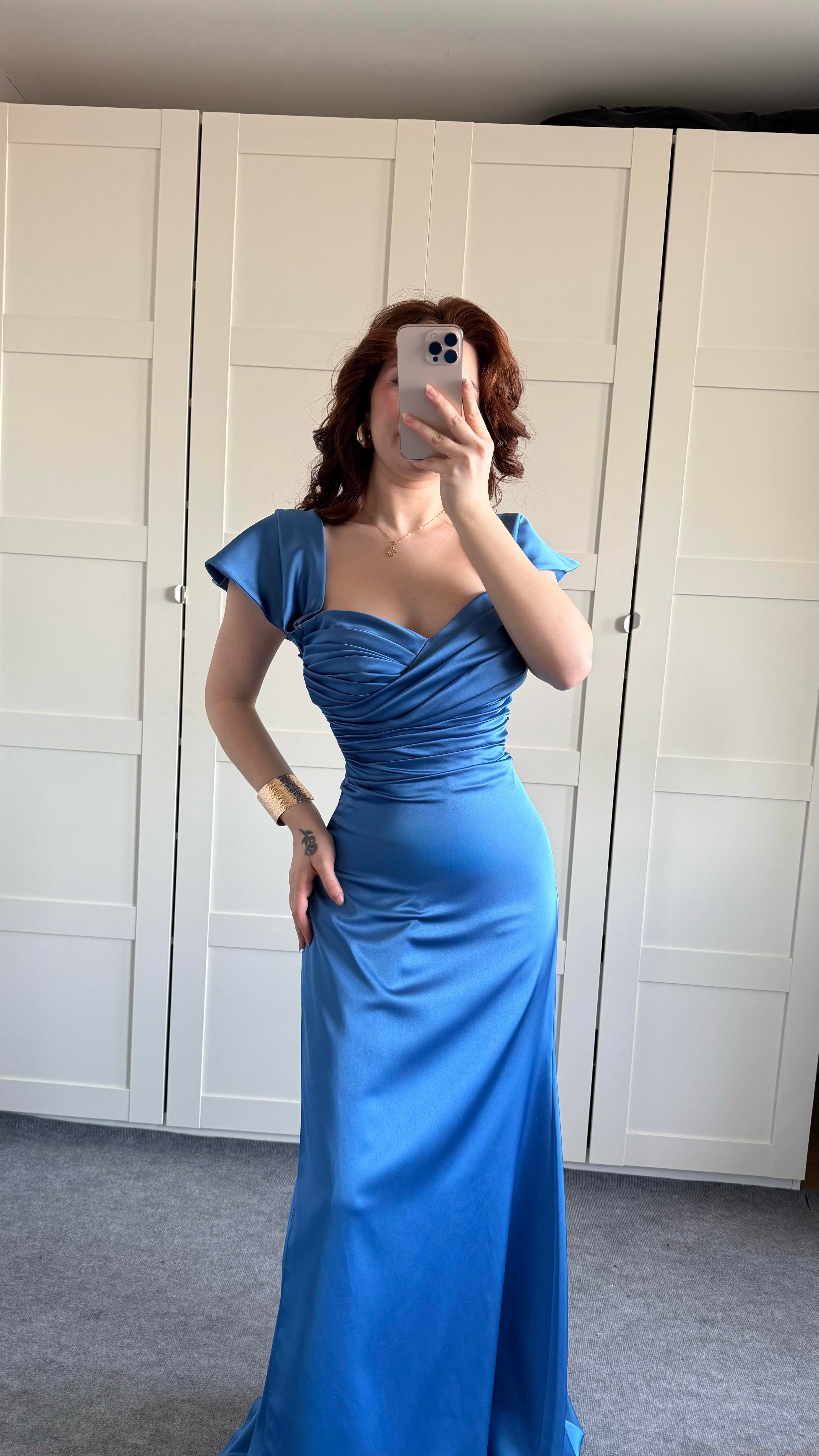 Veronica Abiye İndigo