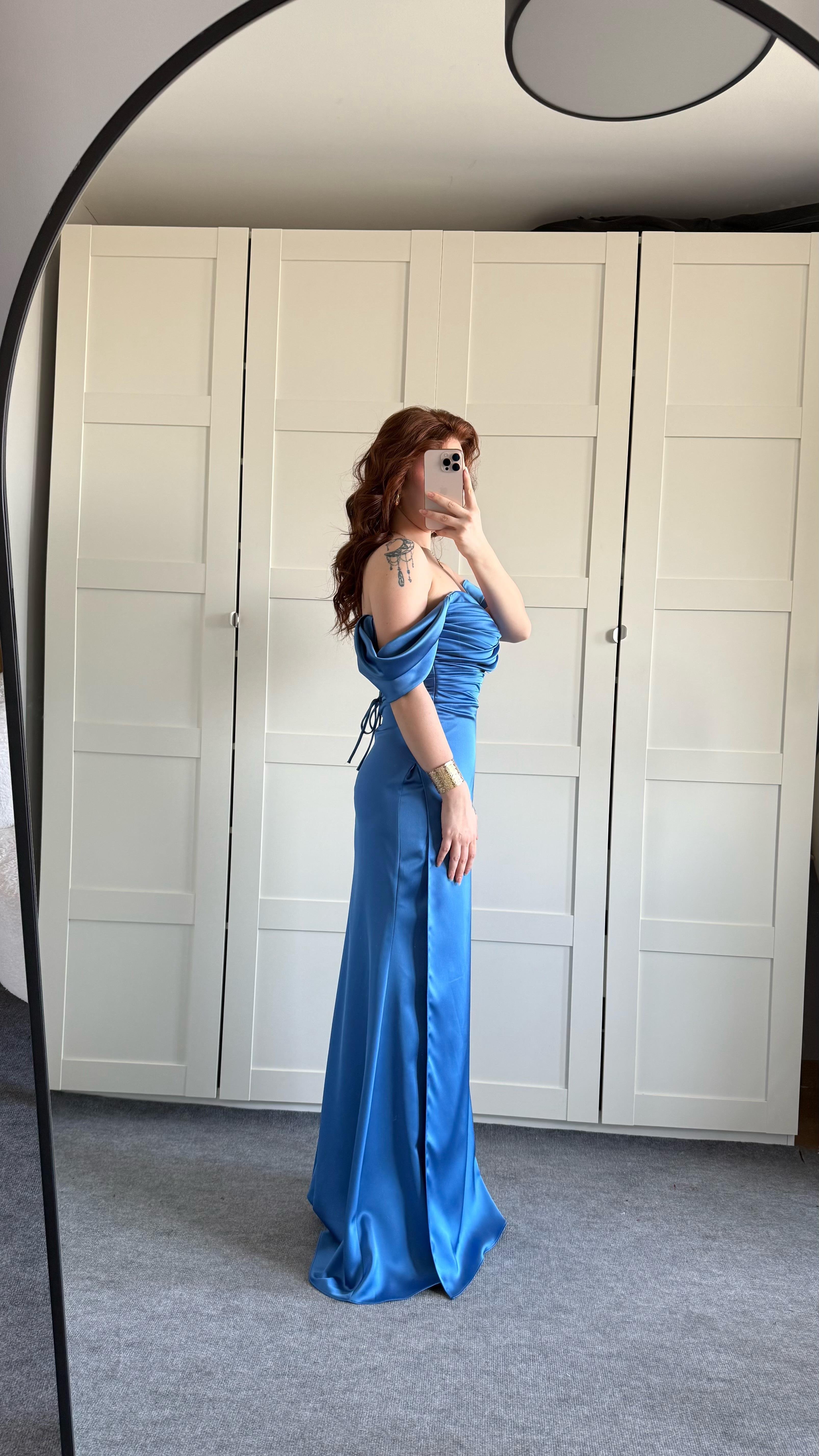 Veronica Abiye İndigo