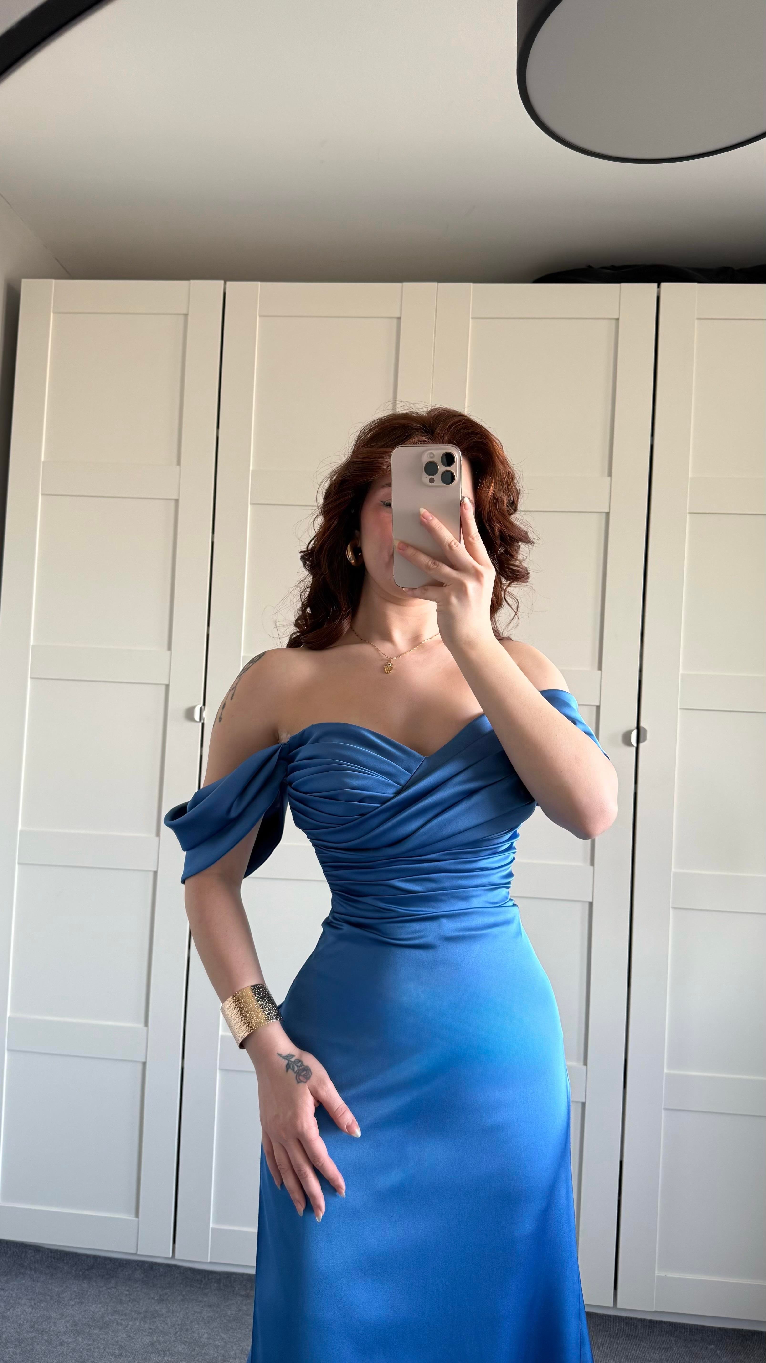 Veronica Abiye İndigo