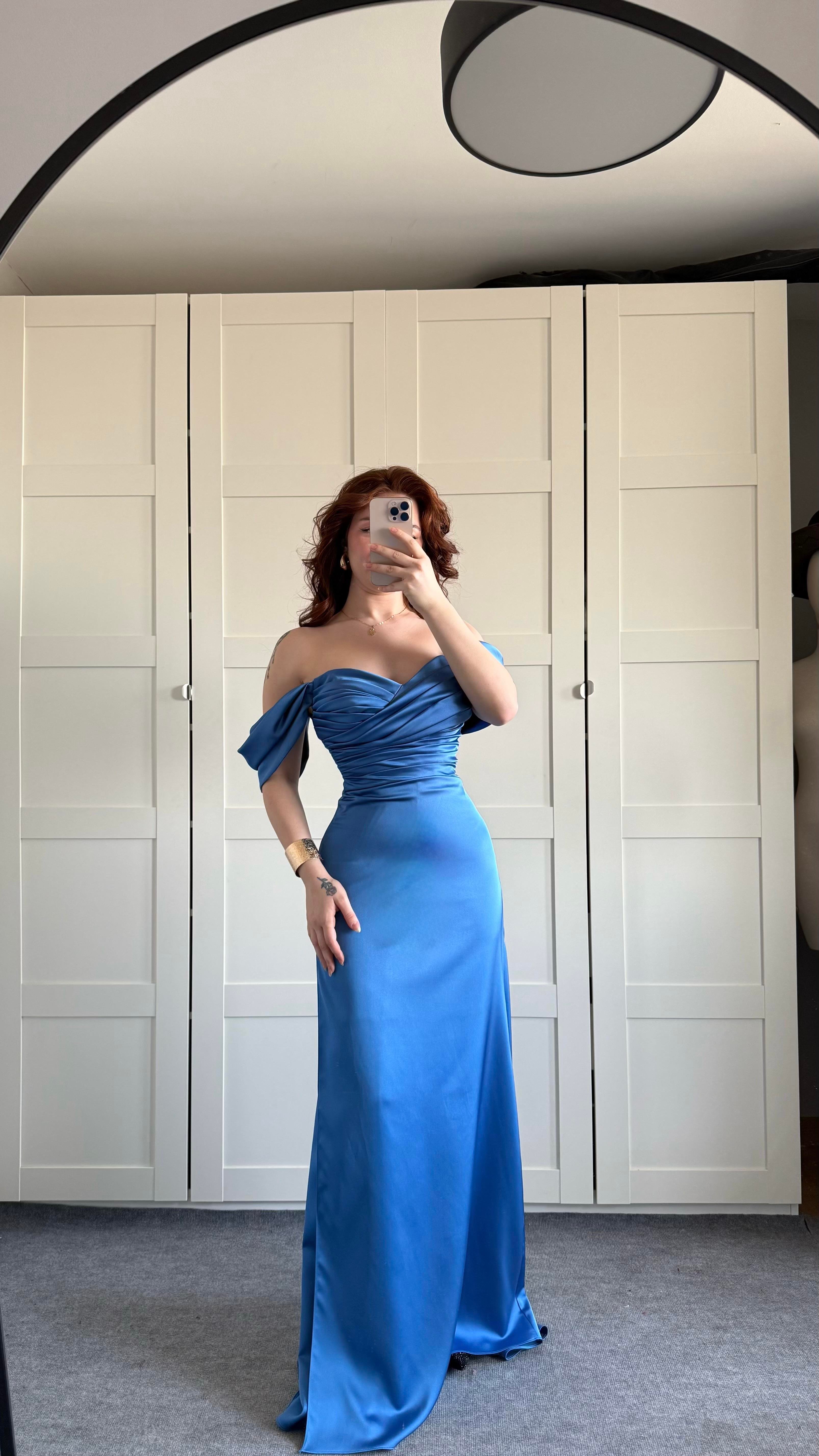 Veronica Abiye İndigo