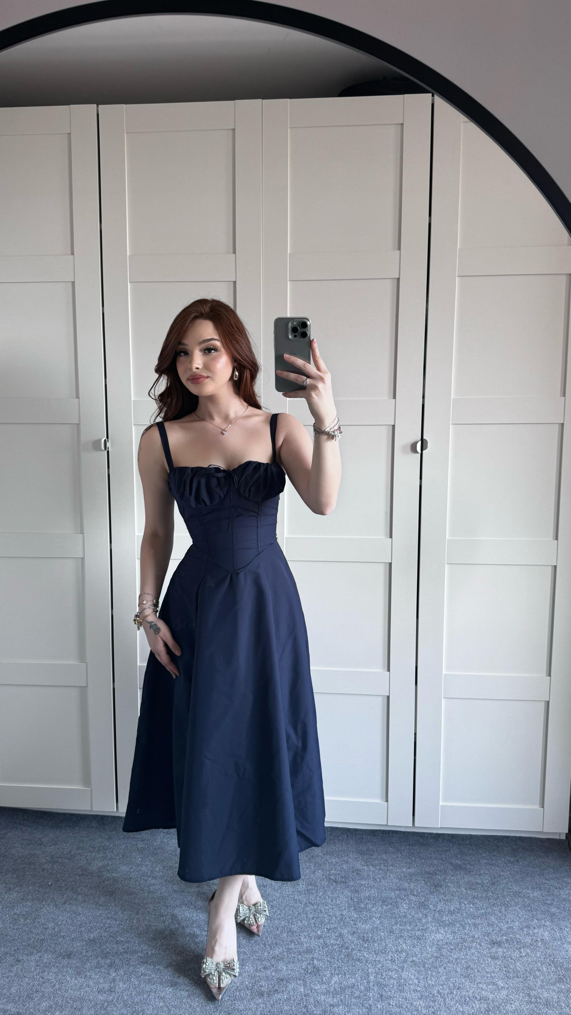 Veronica Lacivert Korse Askılı Elbise 