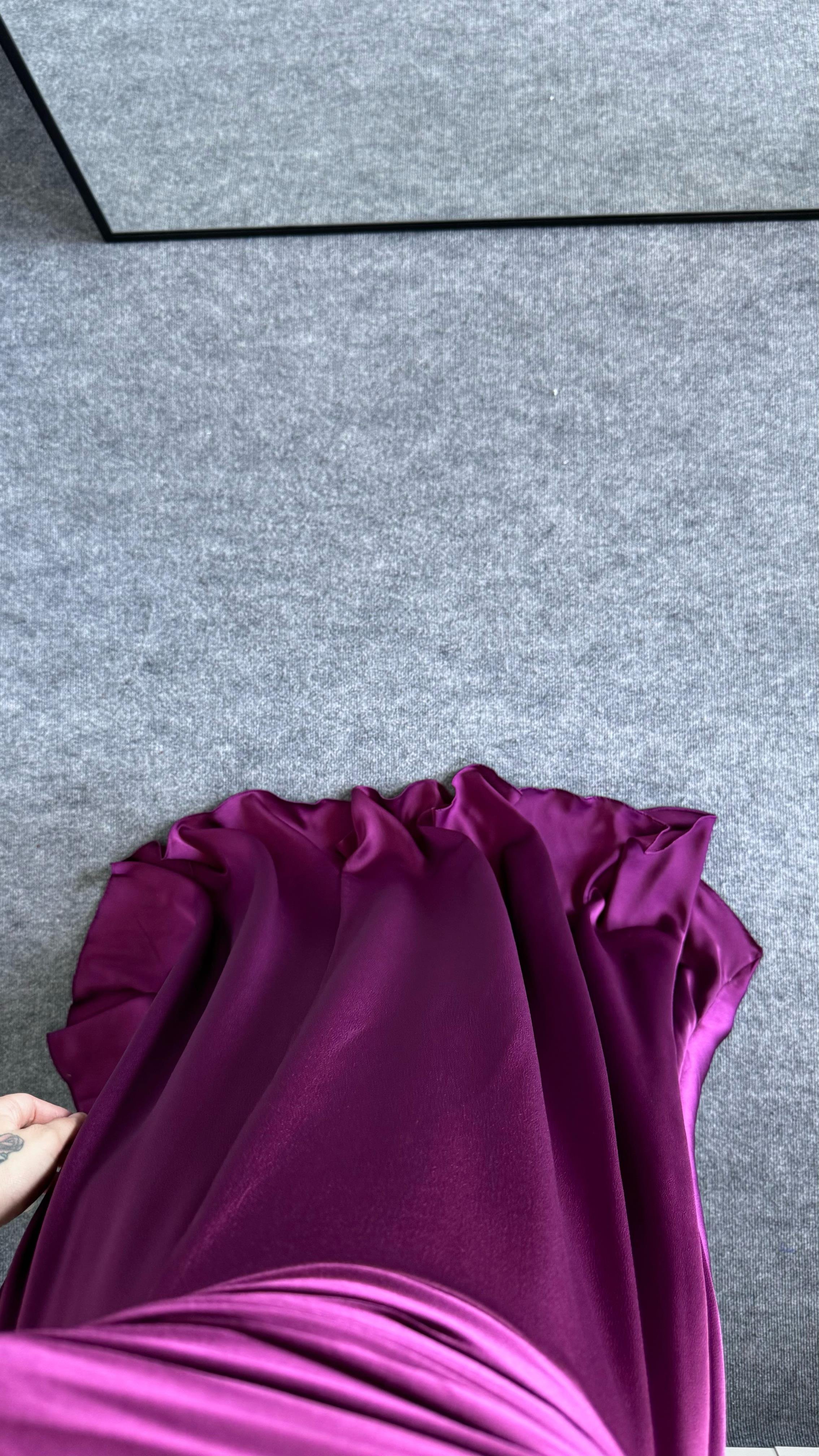 Viola Saten Düşük Omuz Mürdüm Abiye