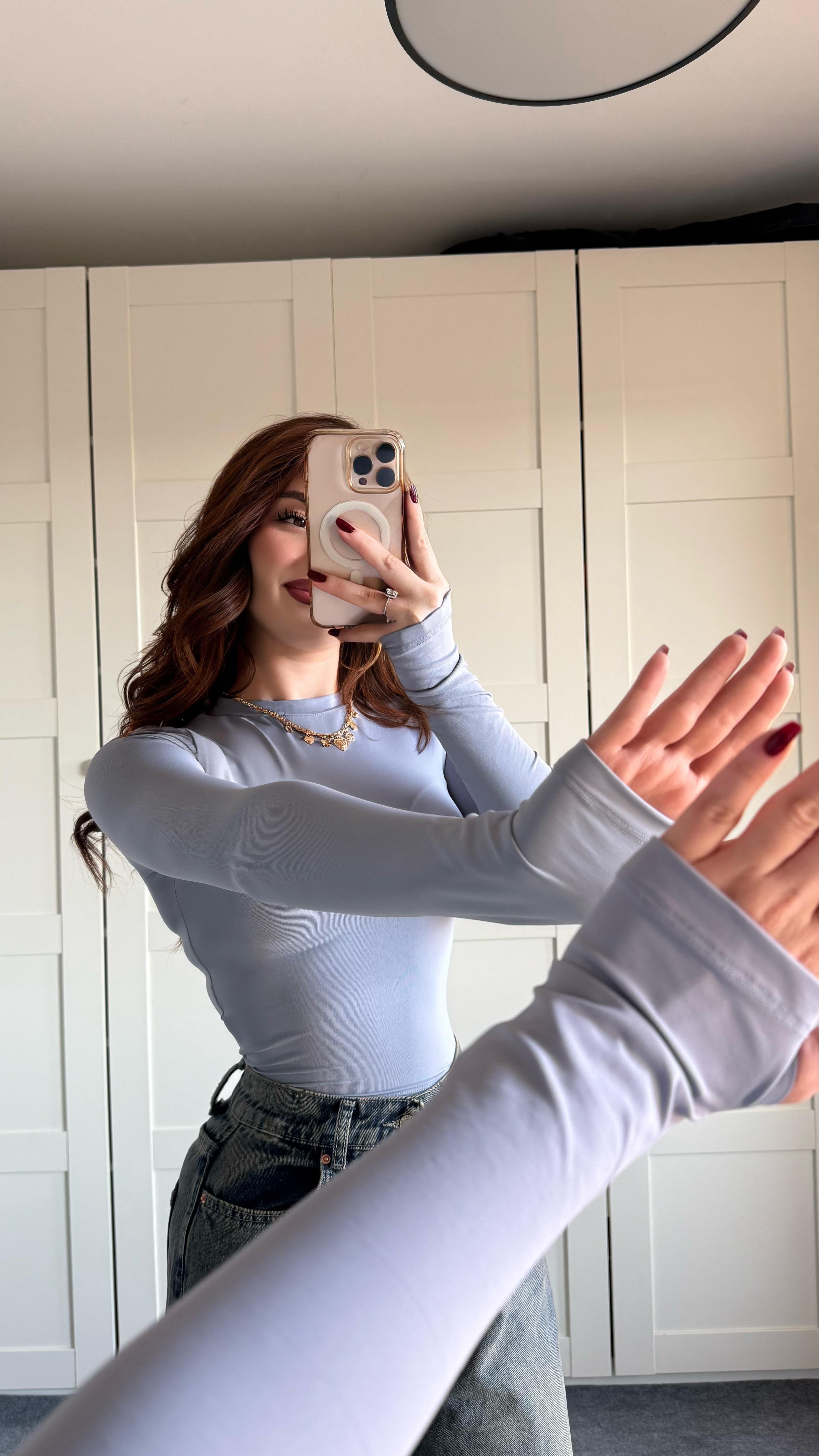 Vücudu Saran El Detaylı Bluz Bebe Mavisi