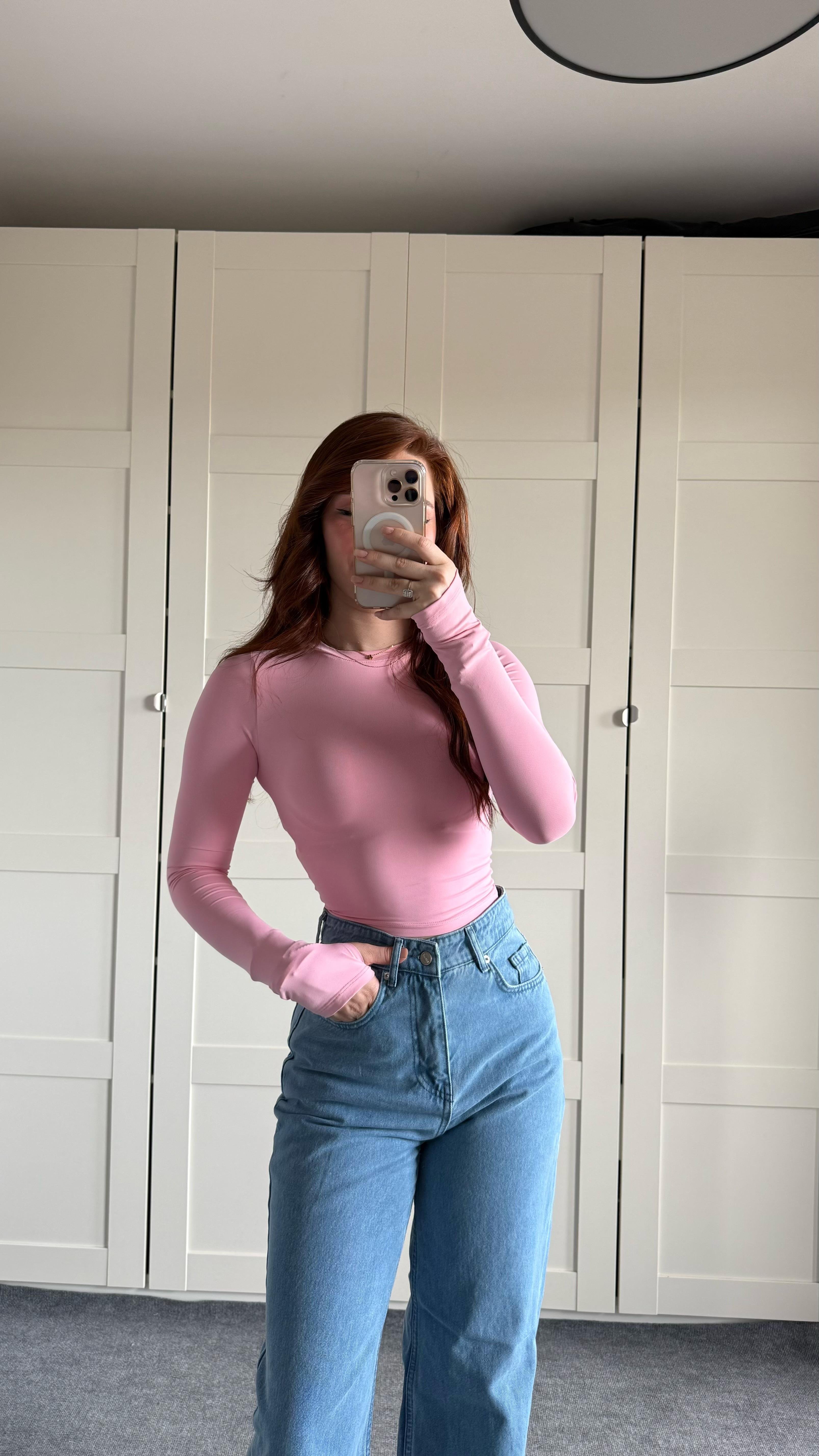Vücudu Saran El Detaylı Bluz Pembe