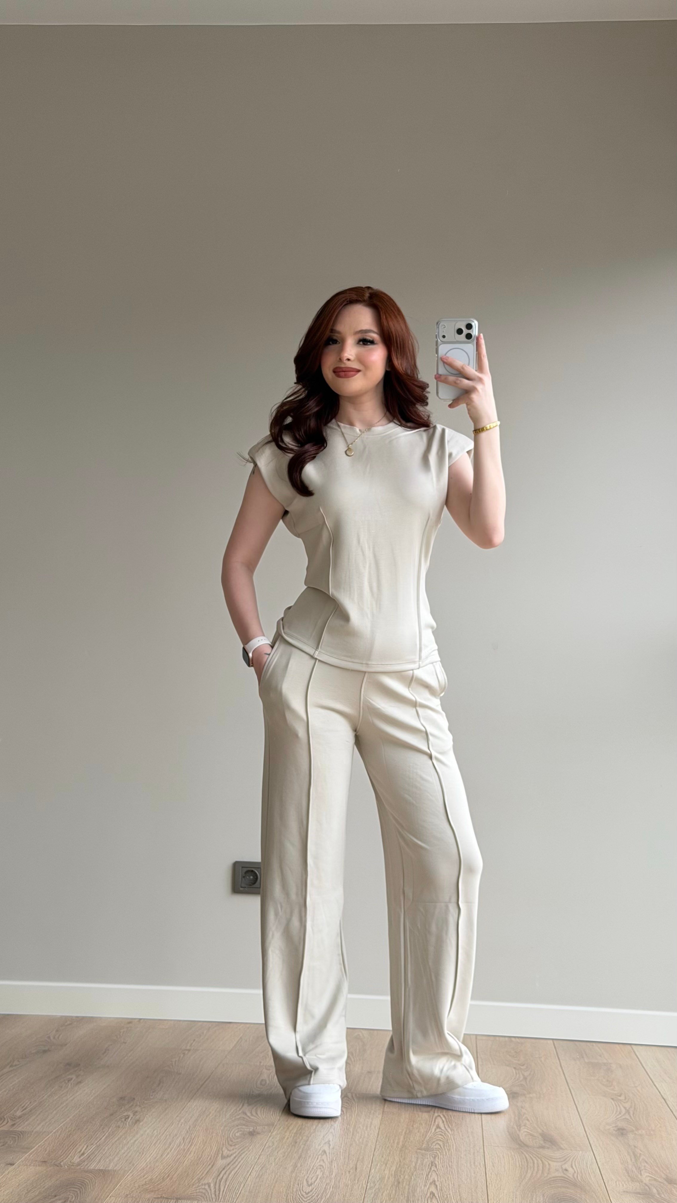 Vücut Form Takım Bej