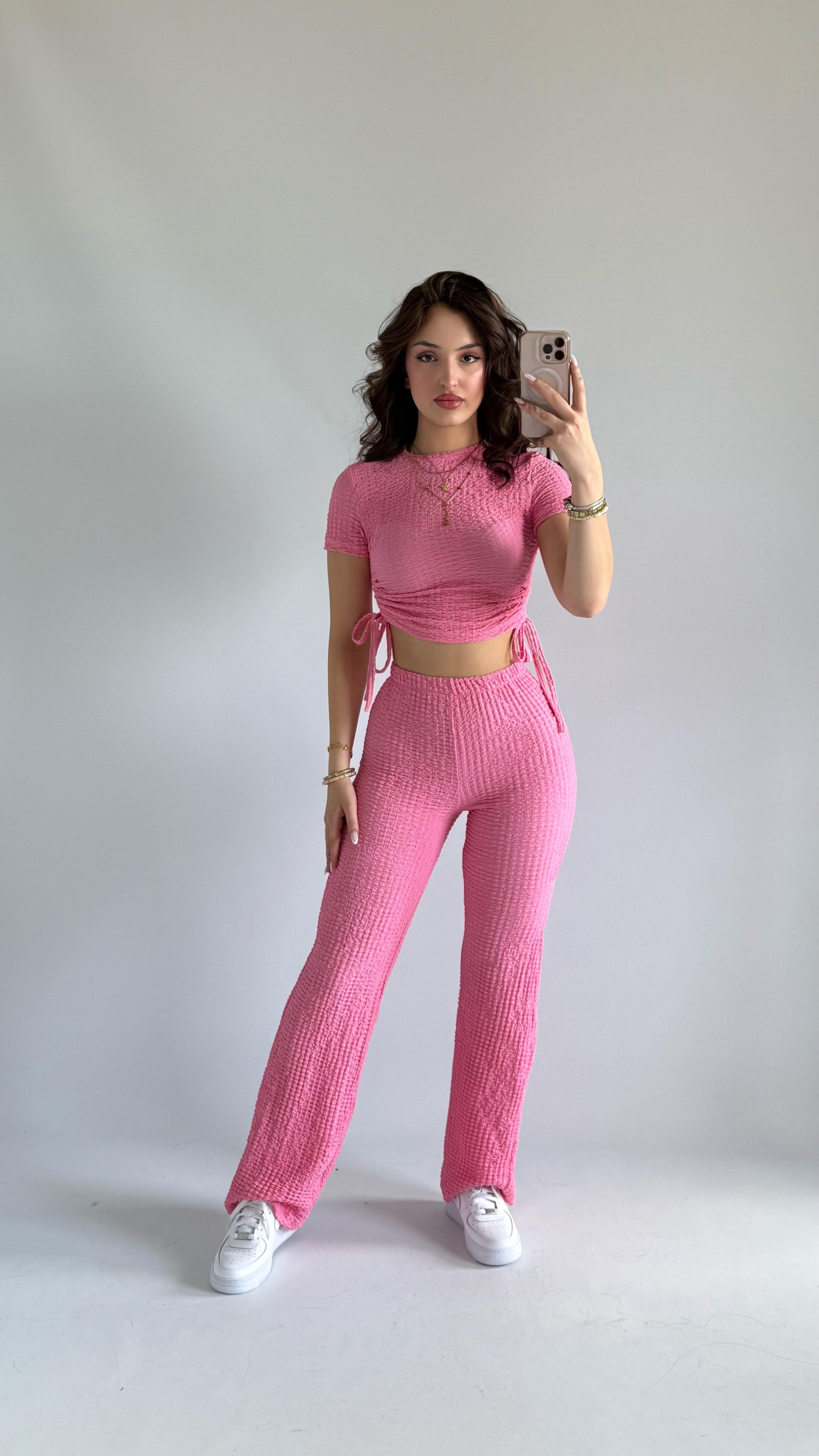 Yanı Bağcıklı Gofre Takım Pembe