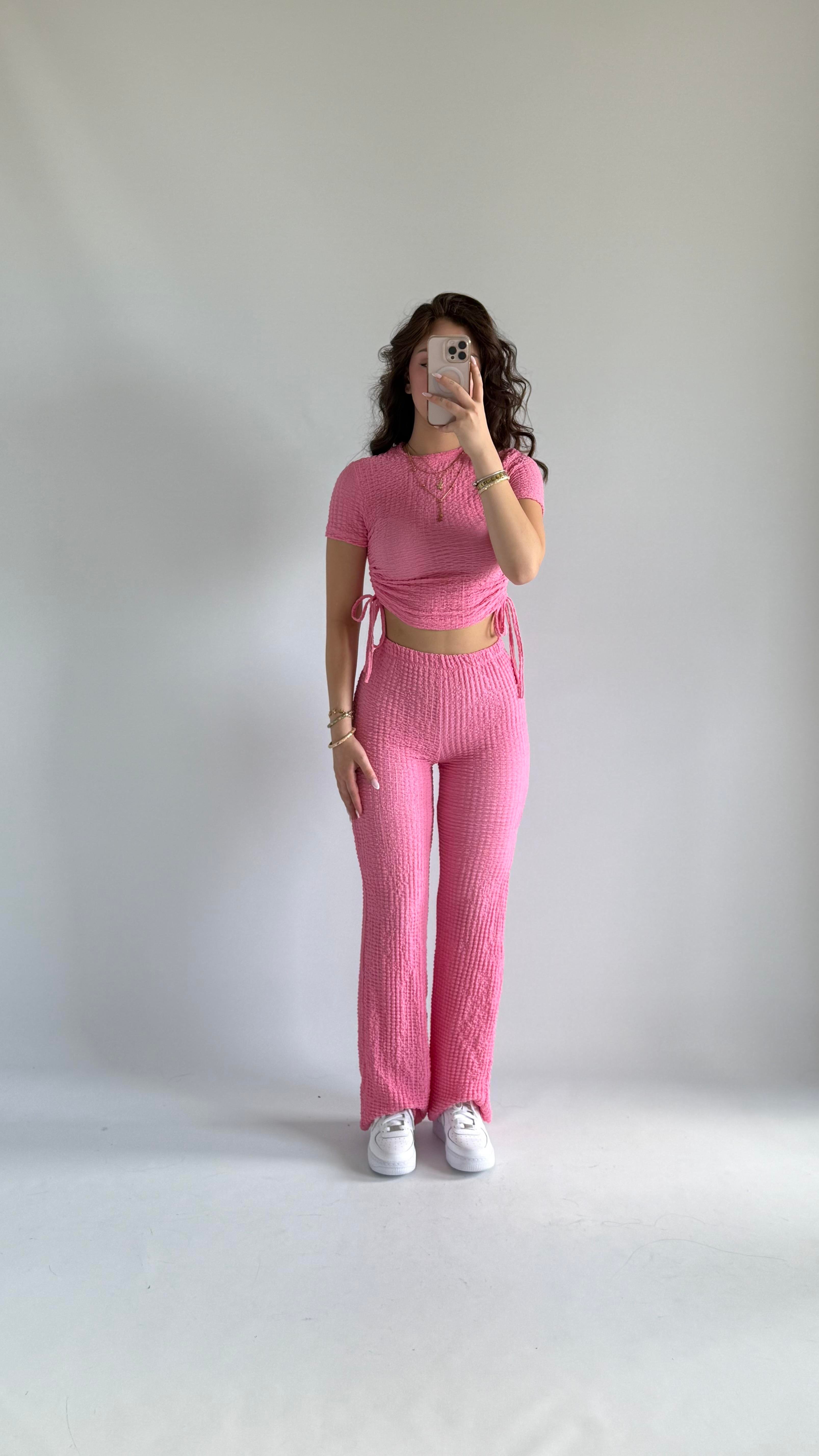 Yanı Bağcıklı Gofre Takım Pembe