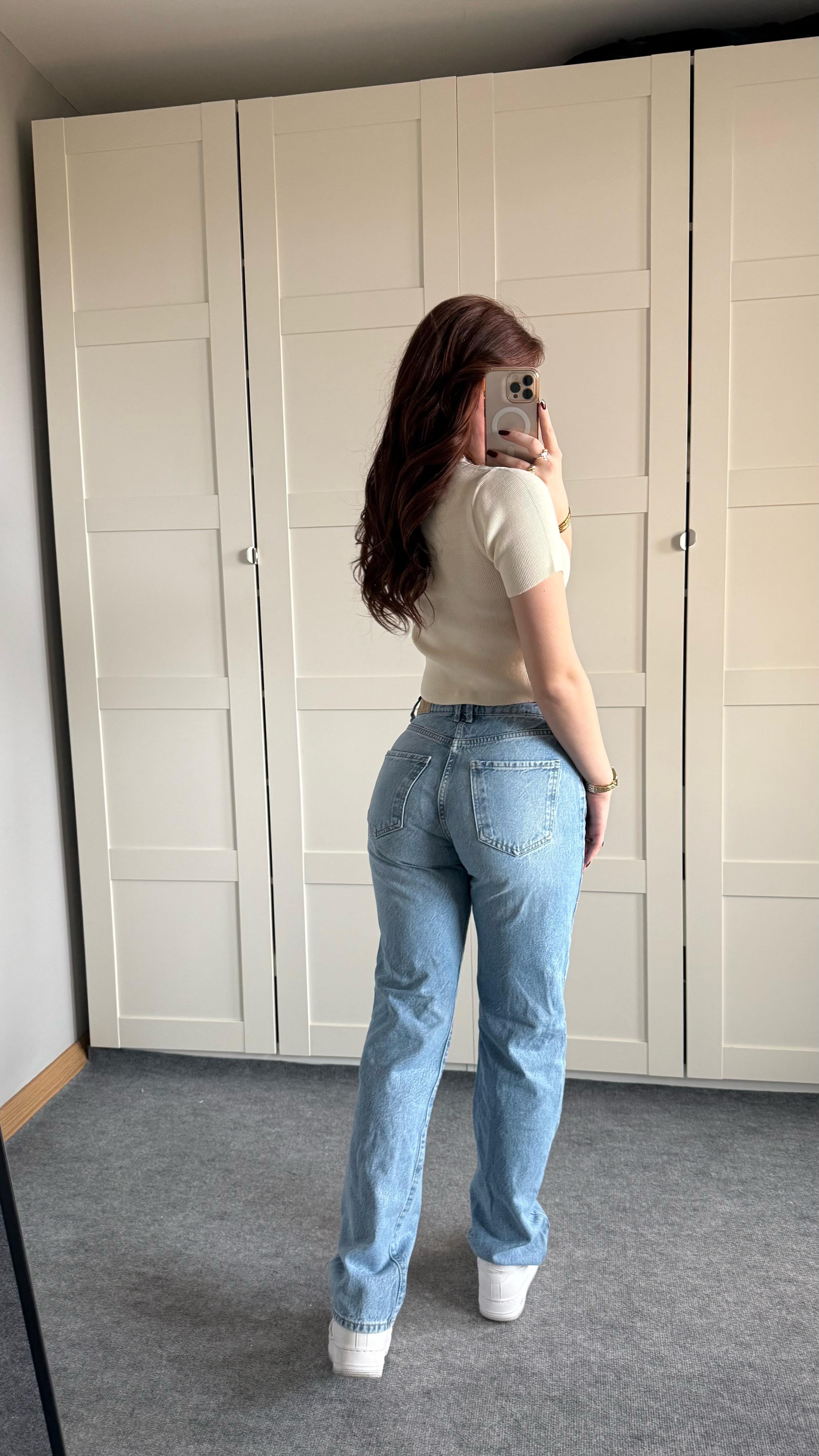 Zara Straight Fit Açık Mavi Taşlanmış Jean