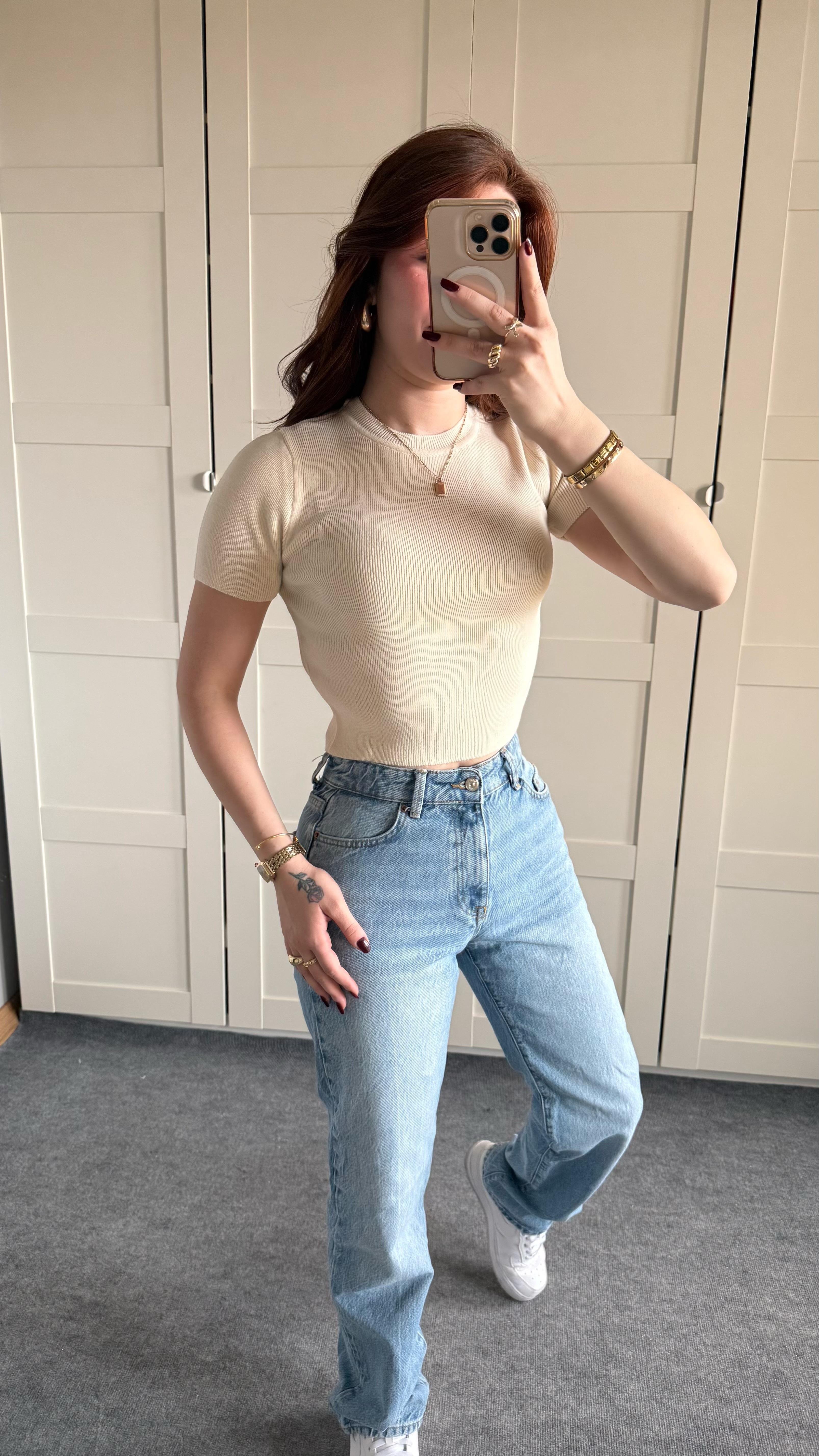 Zara Straight Fit Açık Mavi Taşlanmış Jean