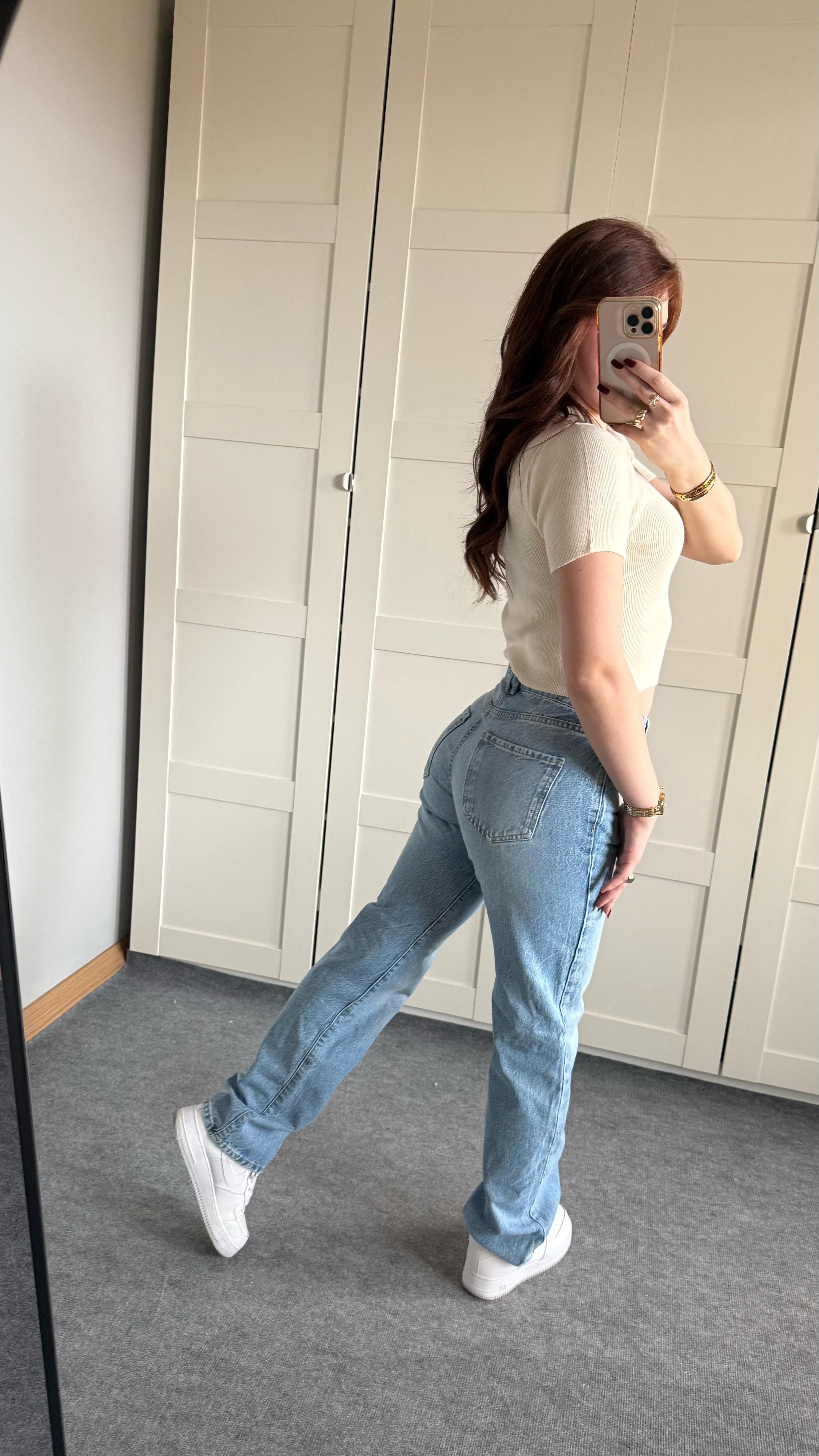 Zara Straight Fit Açık Mavi Taşlanmış Jean