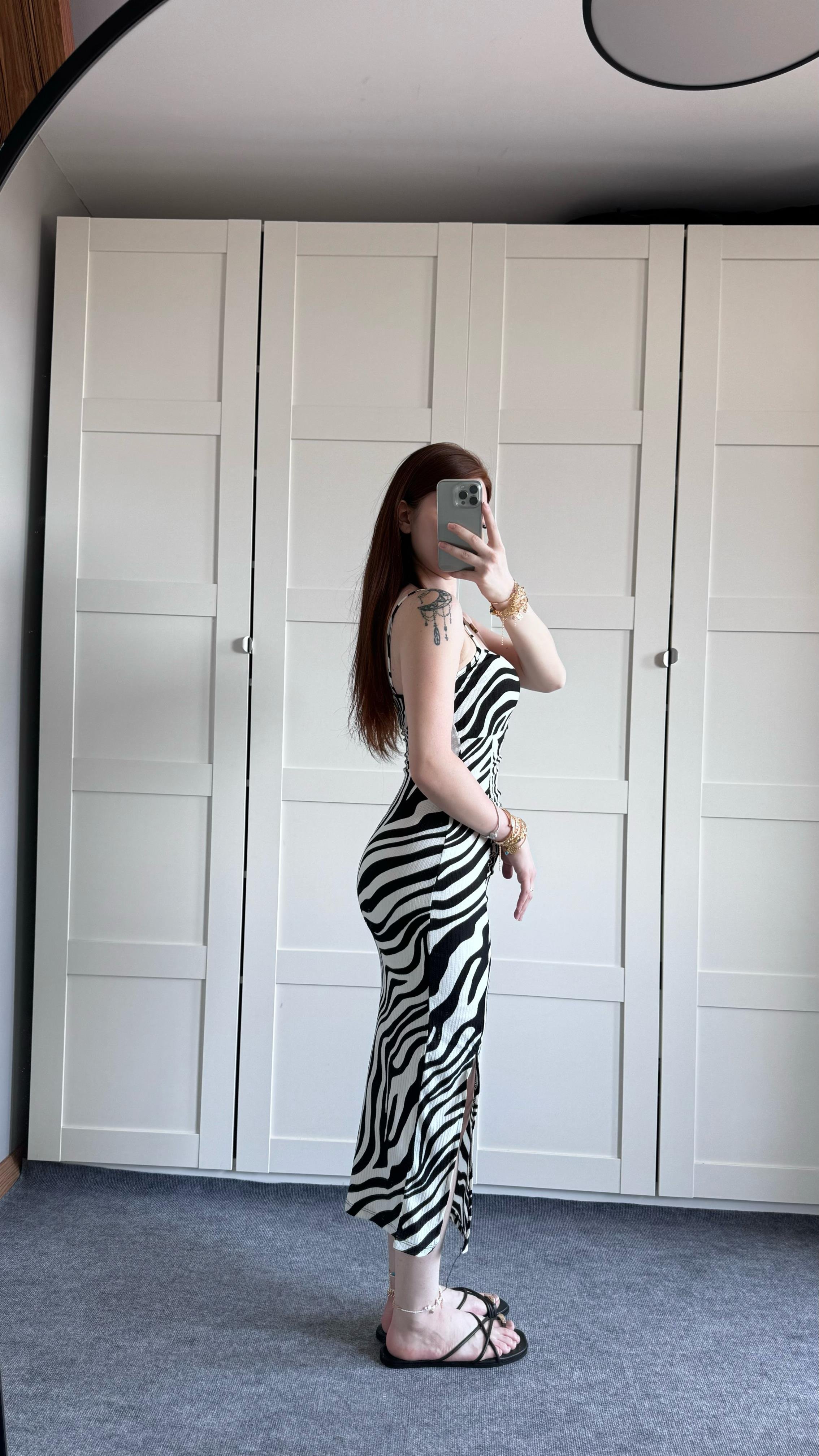 Zebra Askılı Yırtmaçlı Elbise