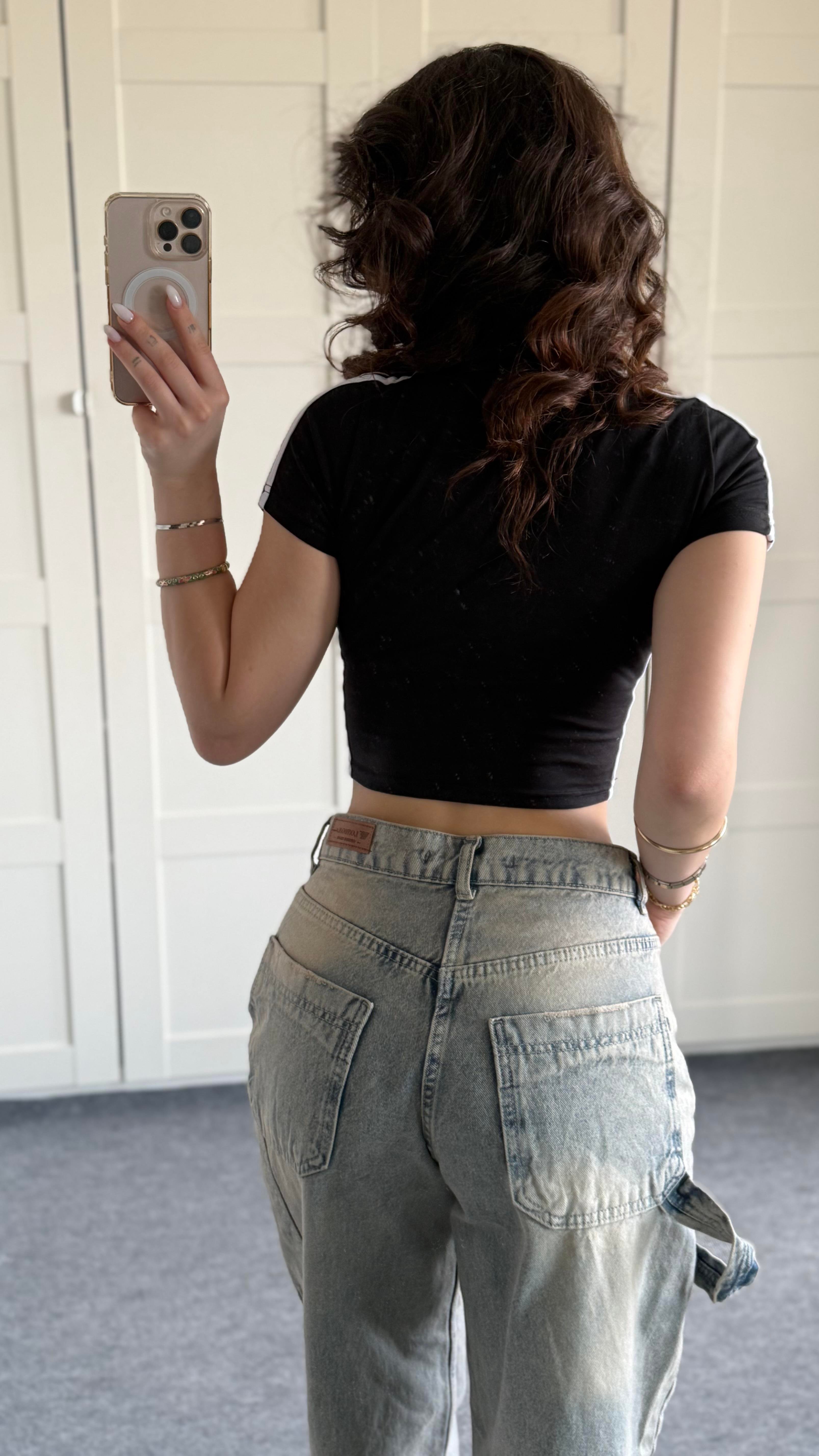 Zero V Yaka Crop Siyah