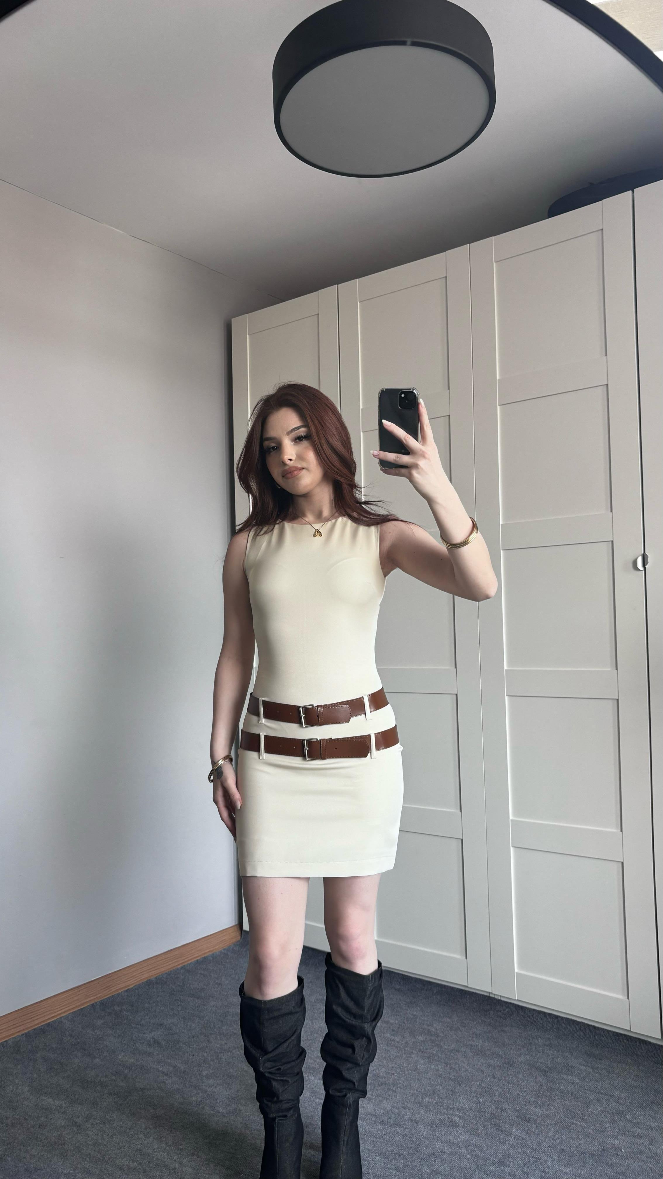 Zr Model Kemerli Elbise Bej