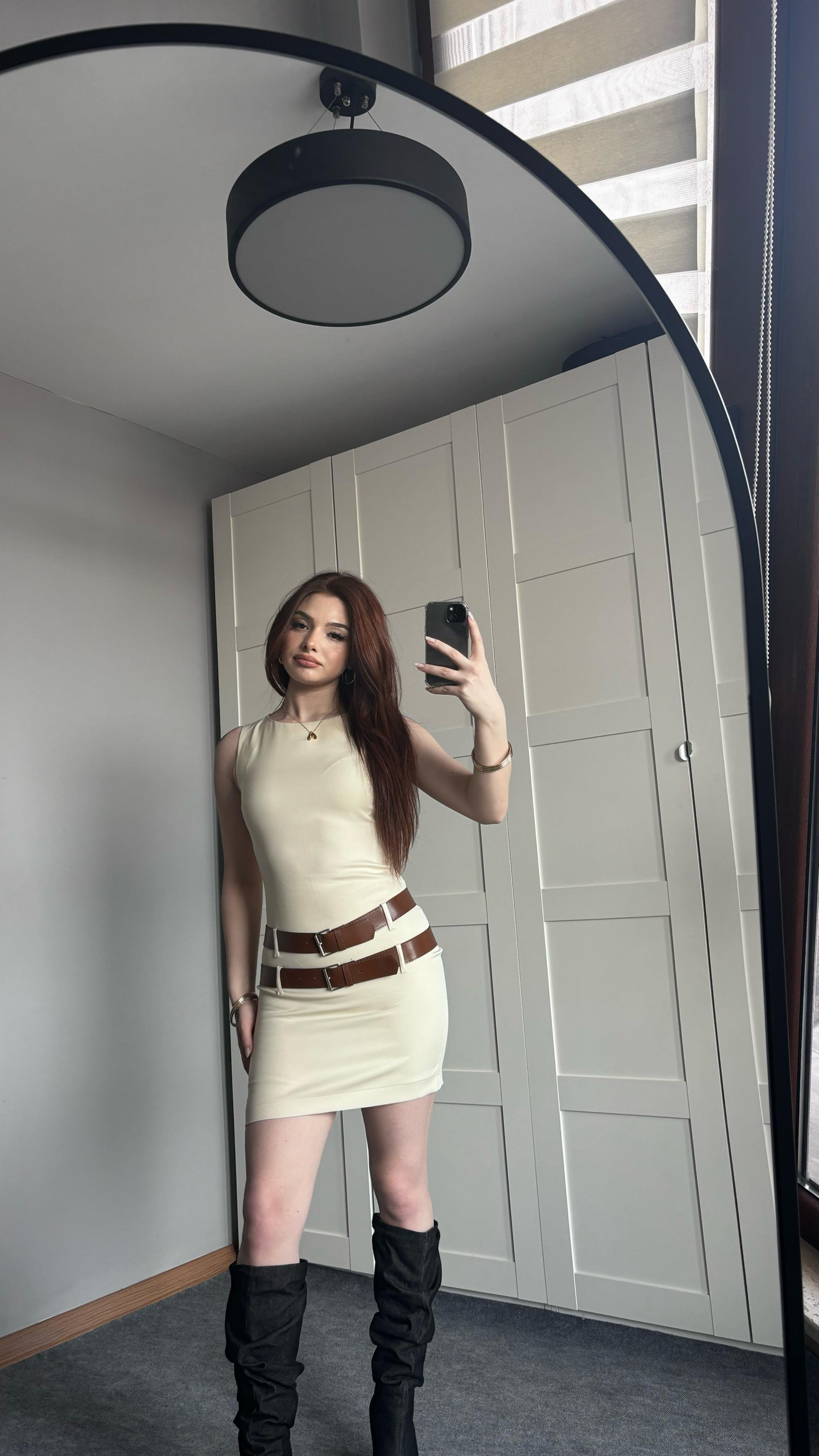 Zr Model Kemerli Elbise Bej