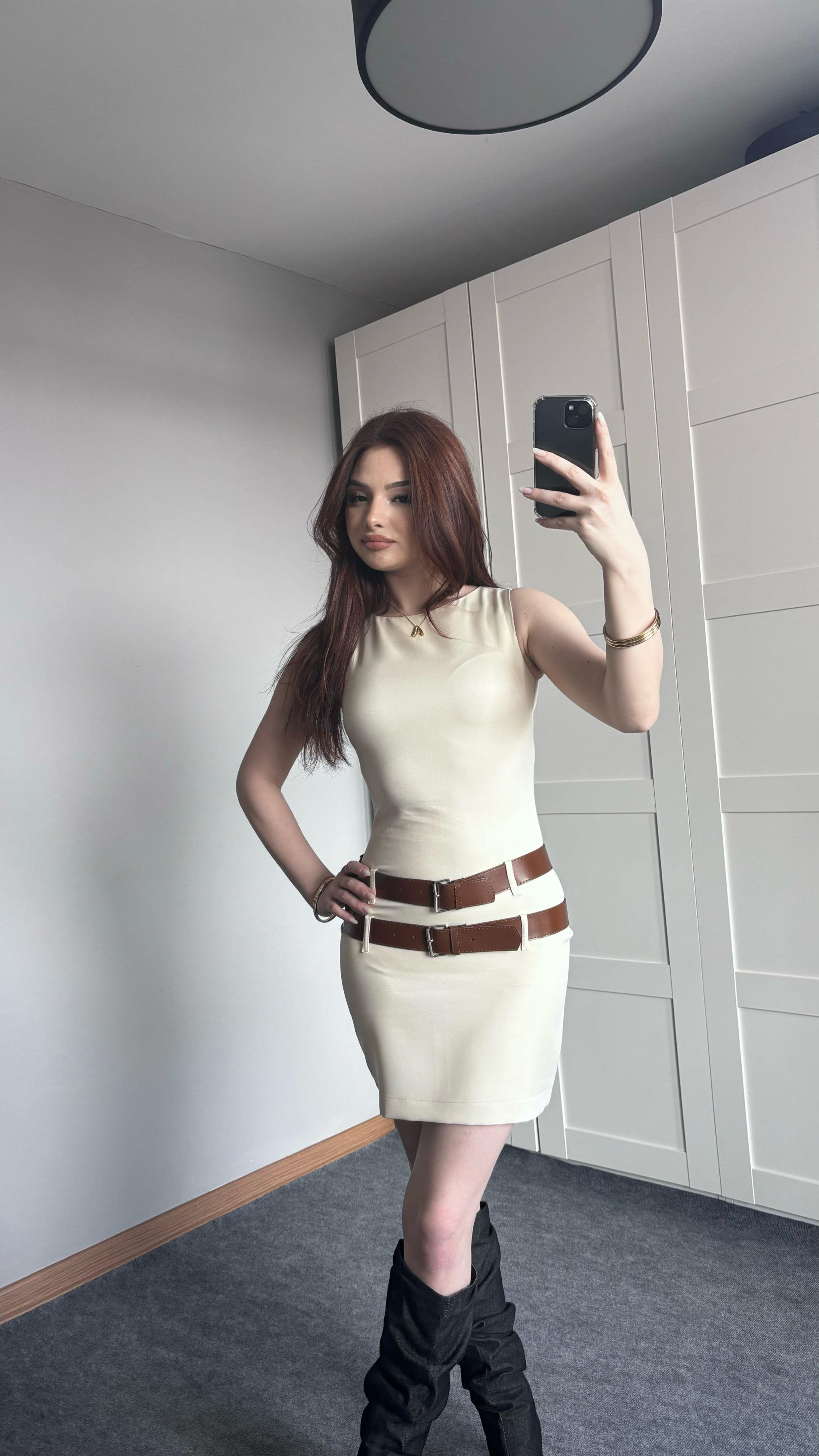 Zr Model Kemerli Elbise Bej