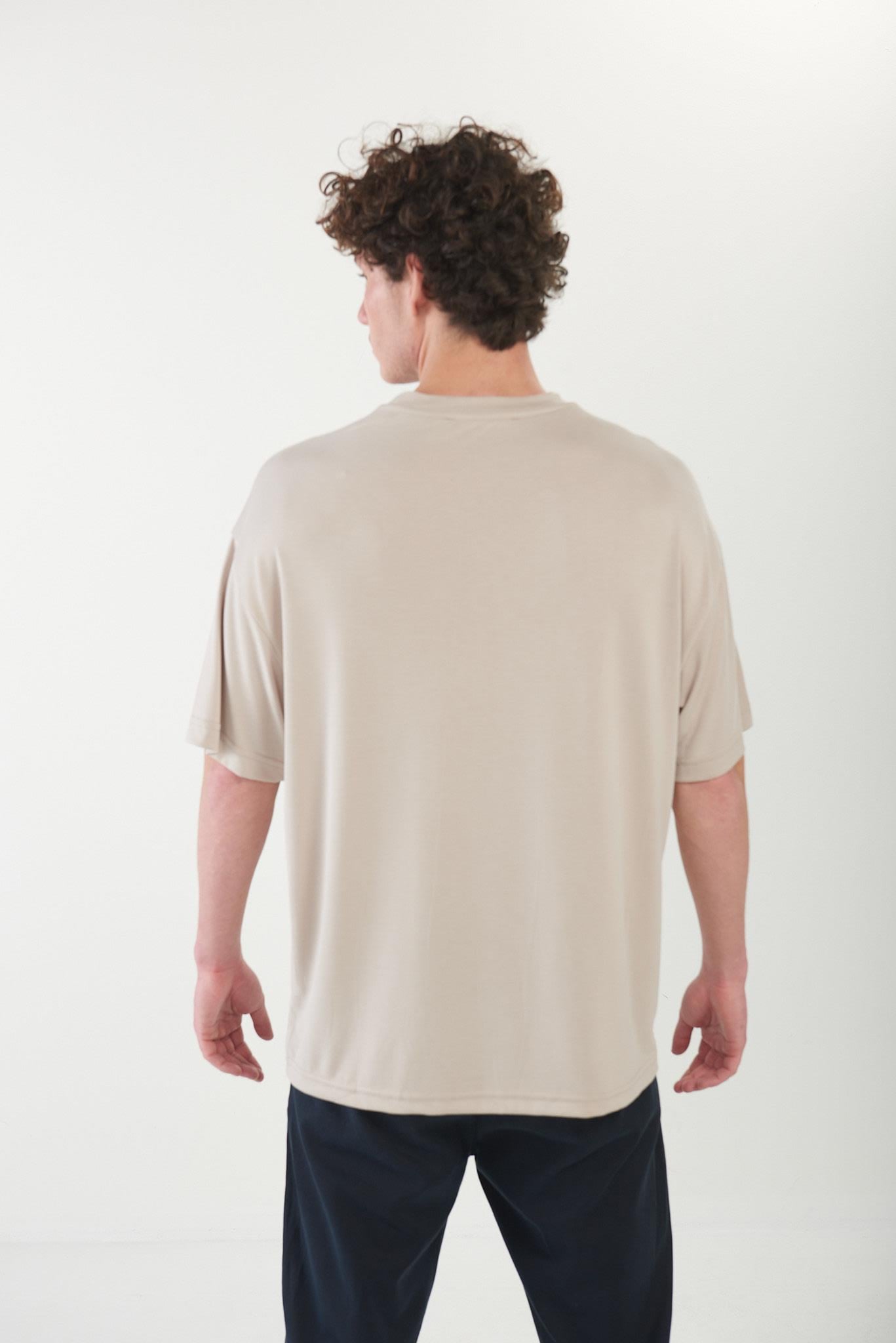 Bisiklet Yaka Düz Basic T-Shirt