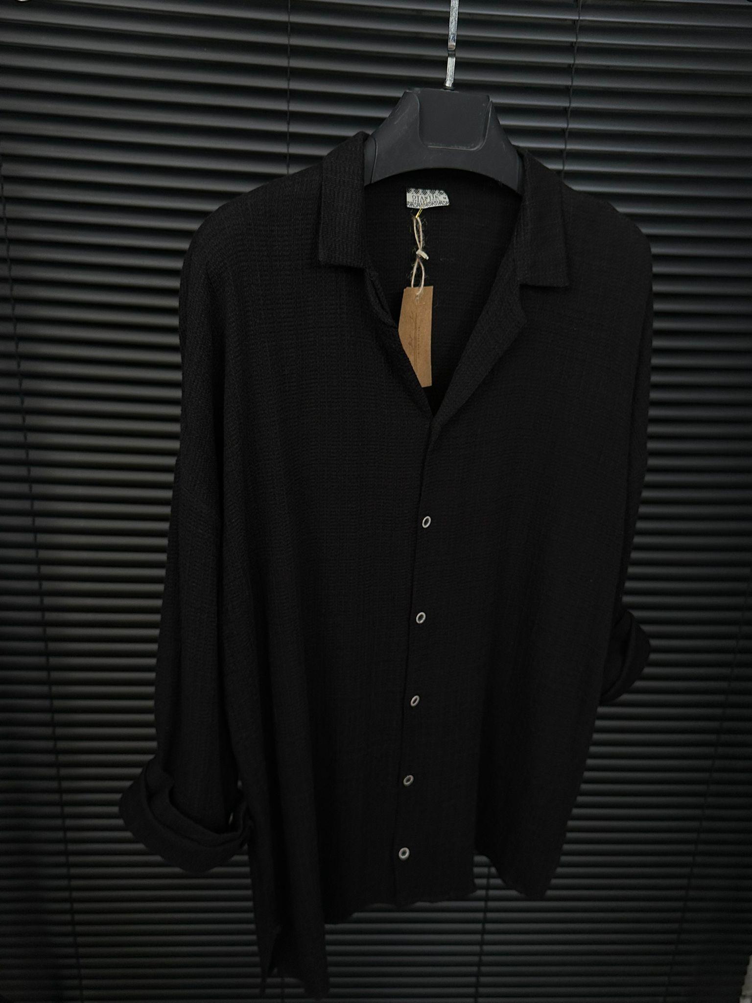Güpe Yakalı Gömlek