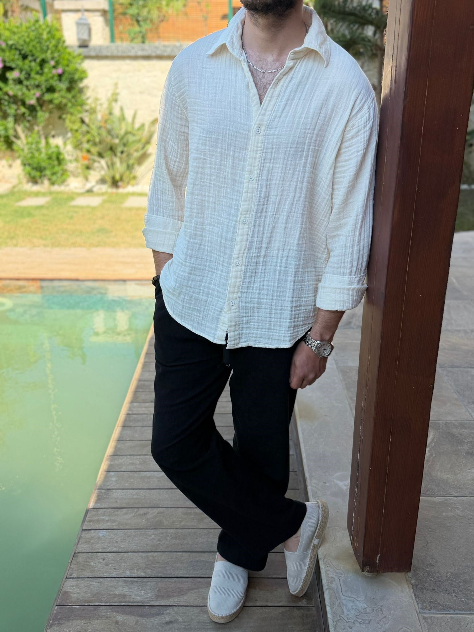 Mikonos Cep Detaylı Basic Müslin Gömlek