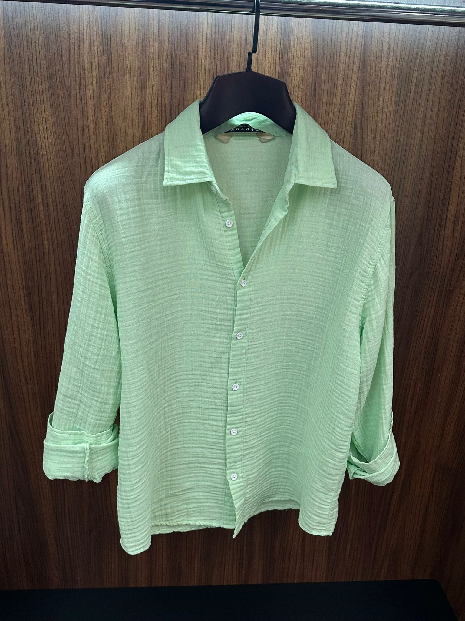 Mikonos Cep Detaylı Basic Müslin Gömlek