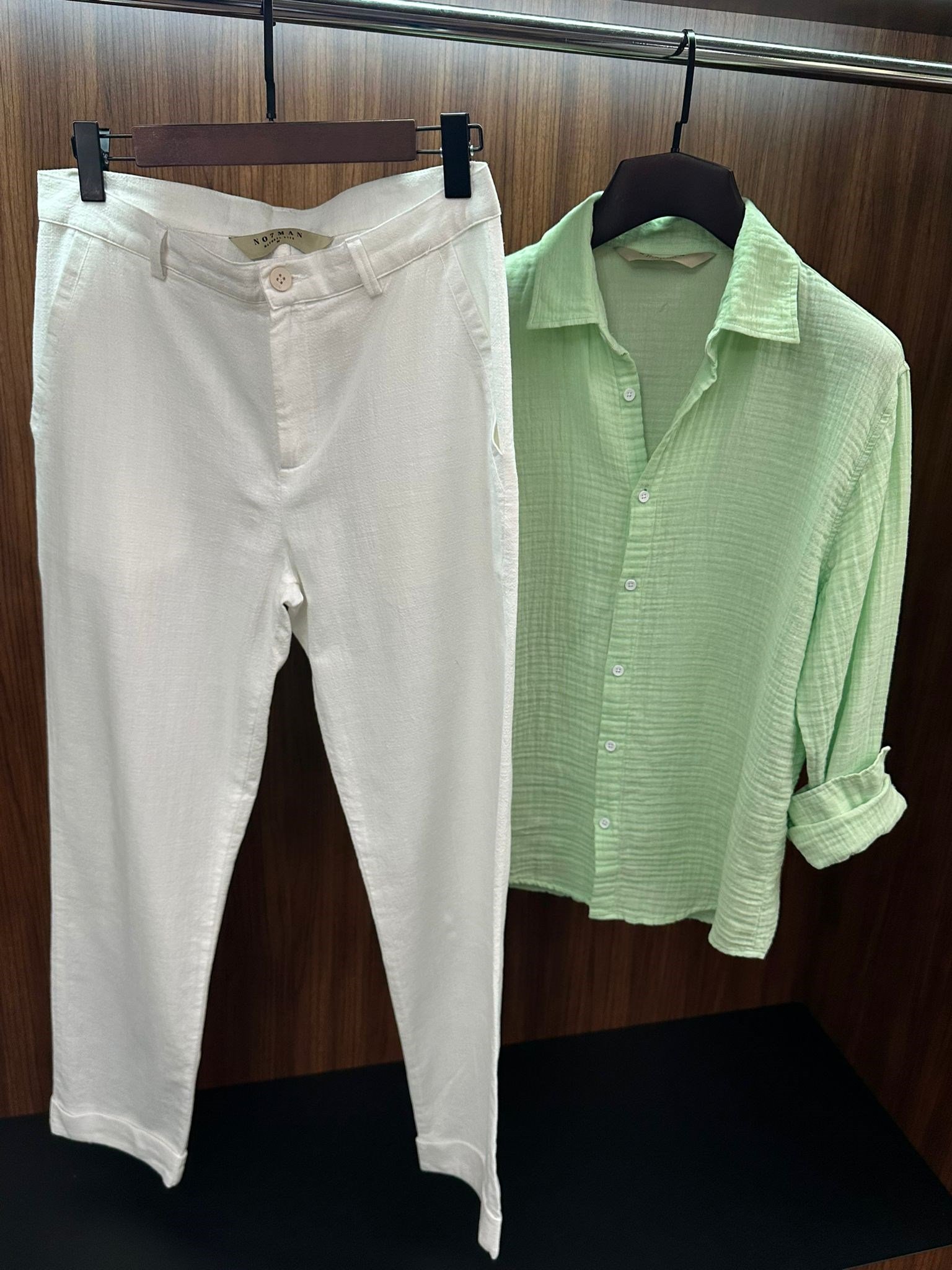 Mikonos Cep Detaylı Basic Müslin Gömlek