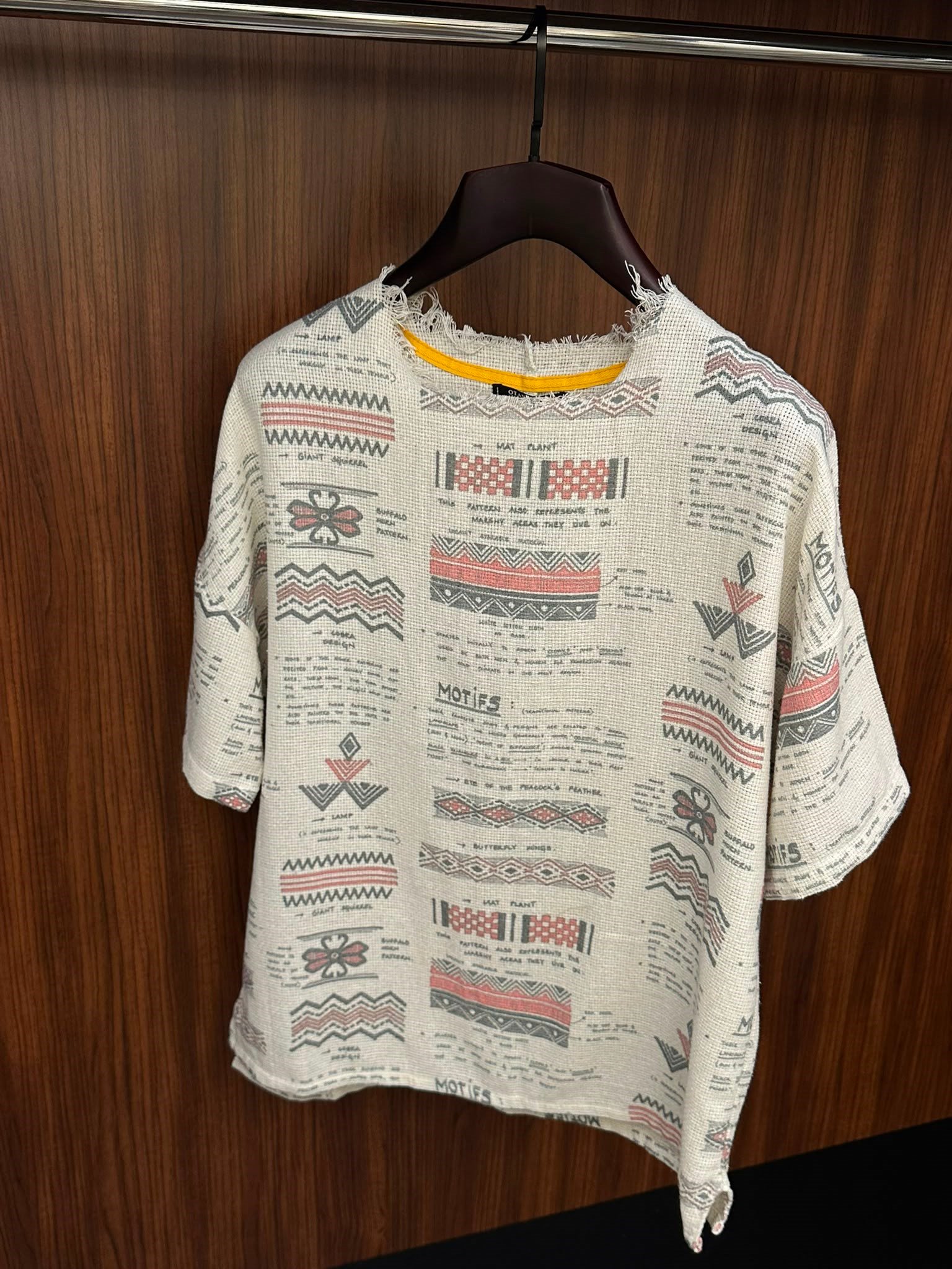 Nora Dijital Baskılı Buldan Kafes T-Shirt