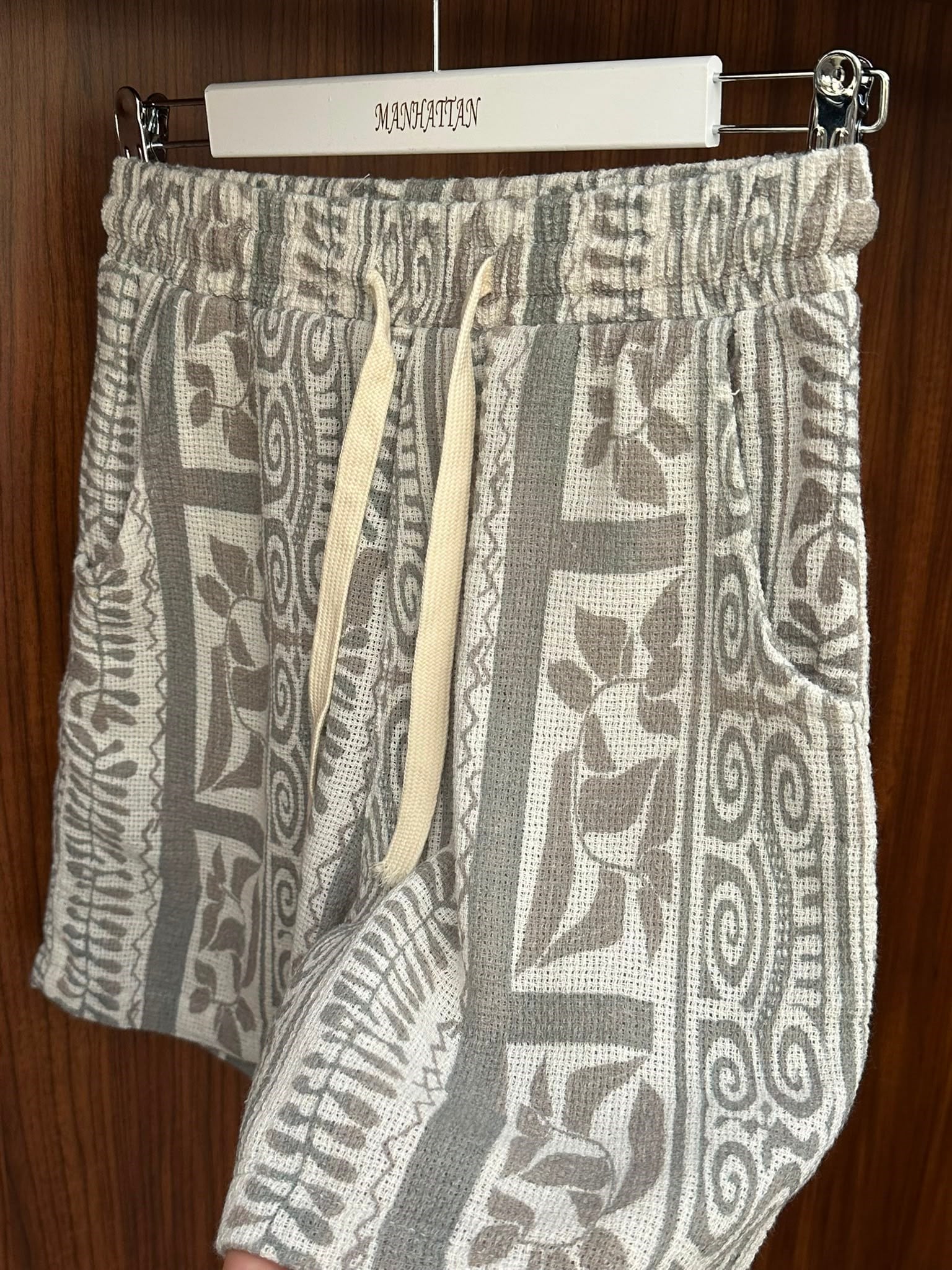 Nora Etnik Desenli Buldan Kafes Şort