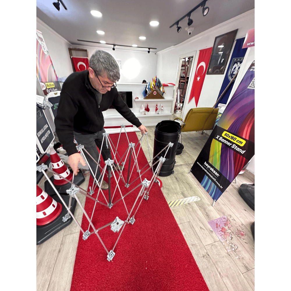 3x2 Örümcek Stand Oval – Üstten Bakış Panel Tasarımı