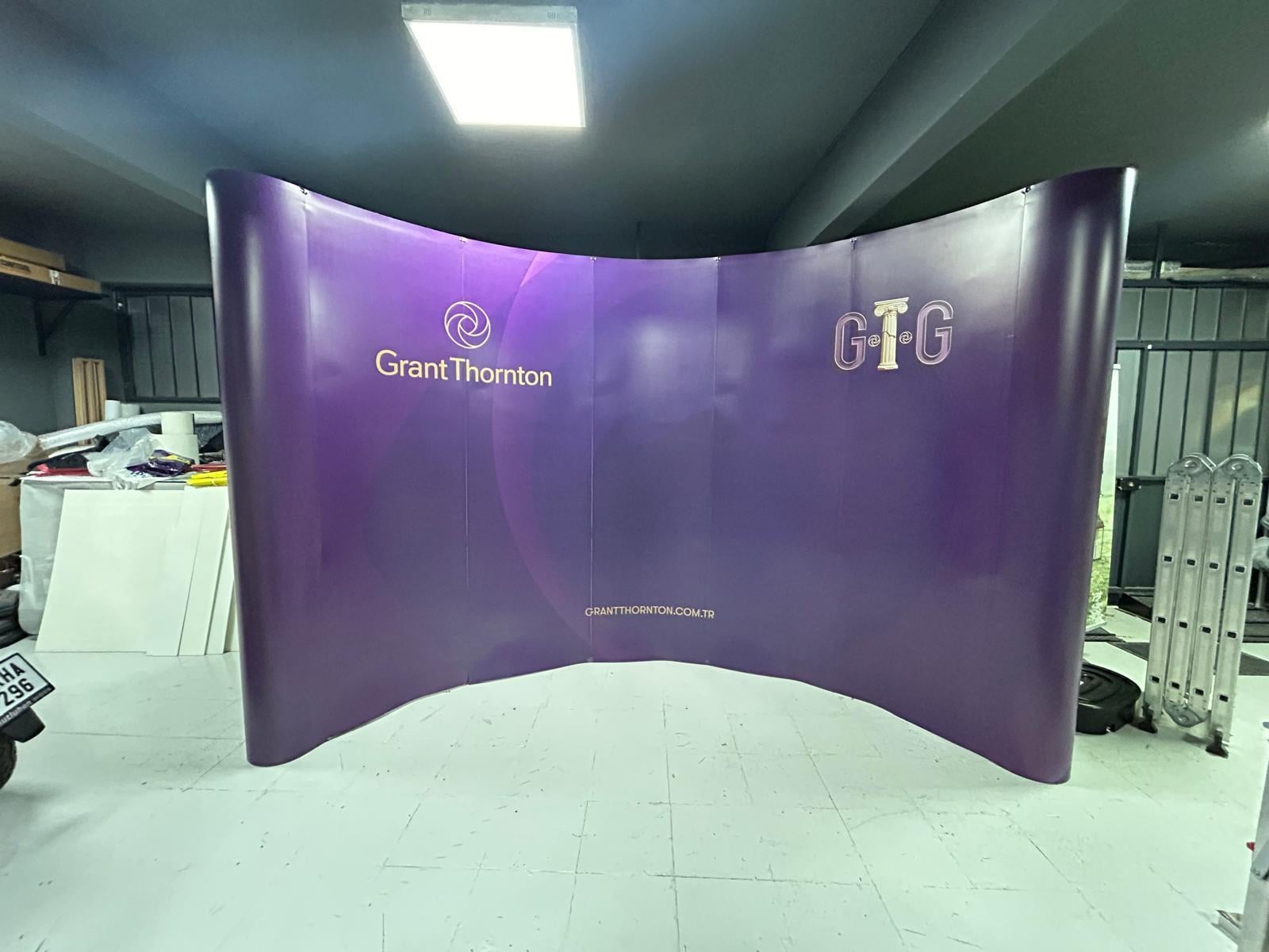 Örümcek Stand 5 Panel Oval (3×5)