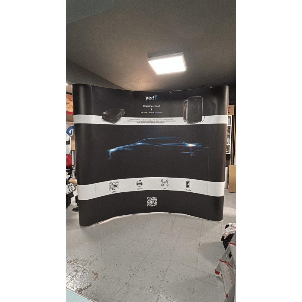 Premium Örümcek Stand 3 Panel Oval (3×3)