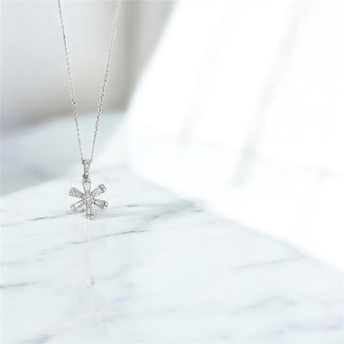 14 Ayar Altın Baget Kolye  -  0204581