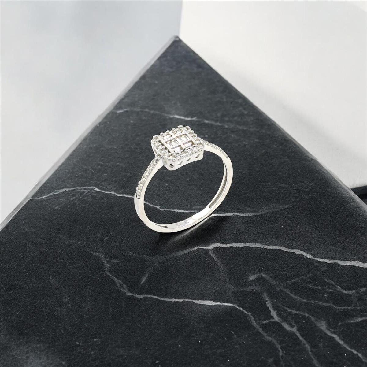 14 Ayar Altın Baget Yüzük  -  0184305