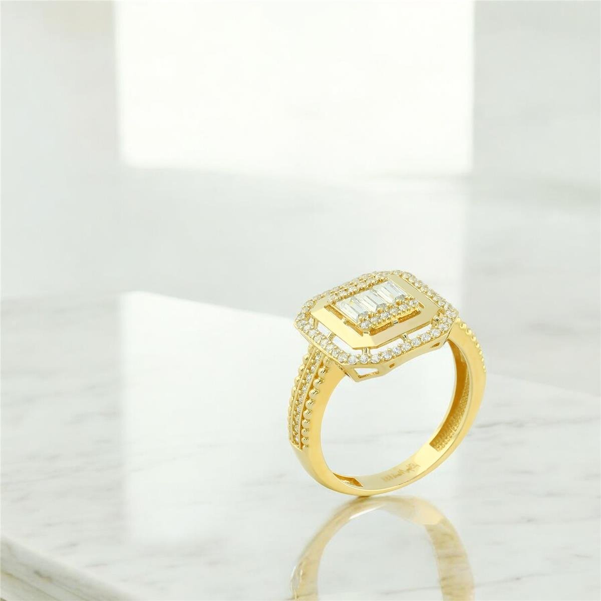 14 Ayar Altın Baget Yüzük  -  0205128