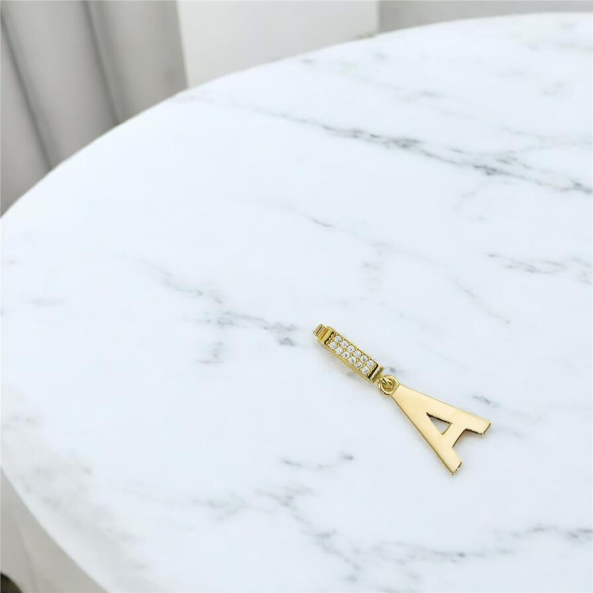 14 Ayar Altın Harfli Kolye Ucu  -  0203756