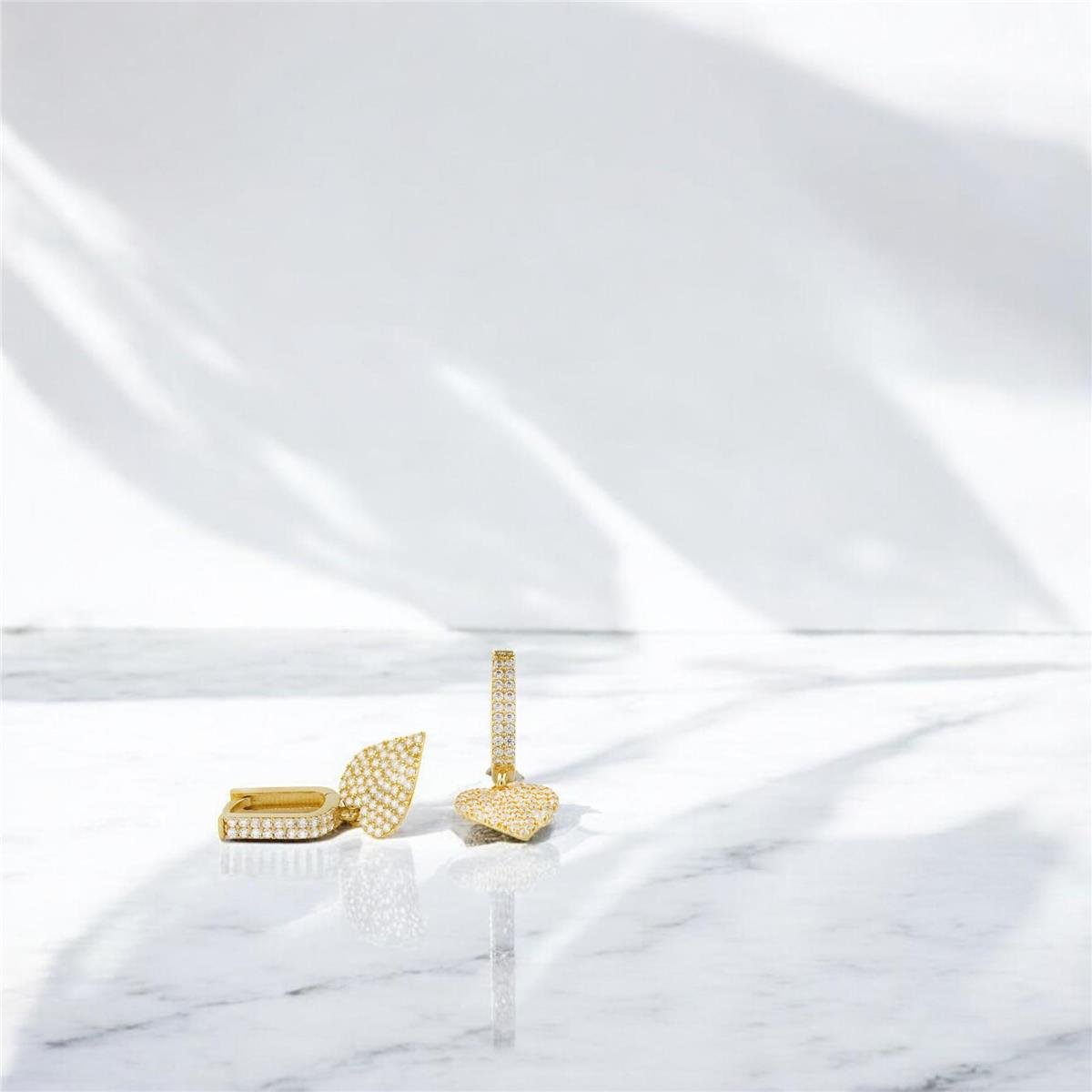 14 Ayar Altın Kalpli Küpe  -  0188099