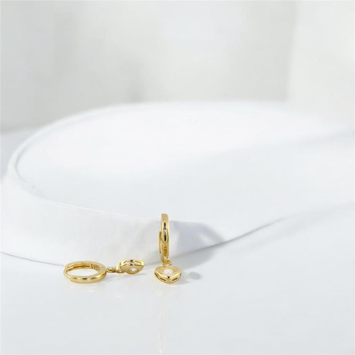 14 Ayar Altın Kalpli Küpe  -  0188100