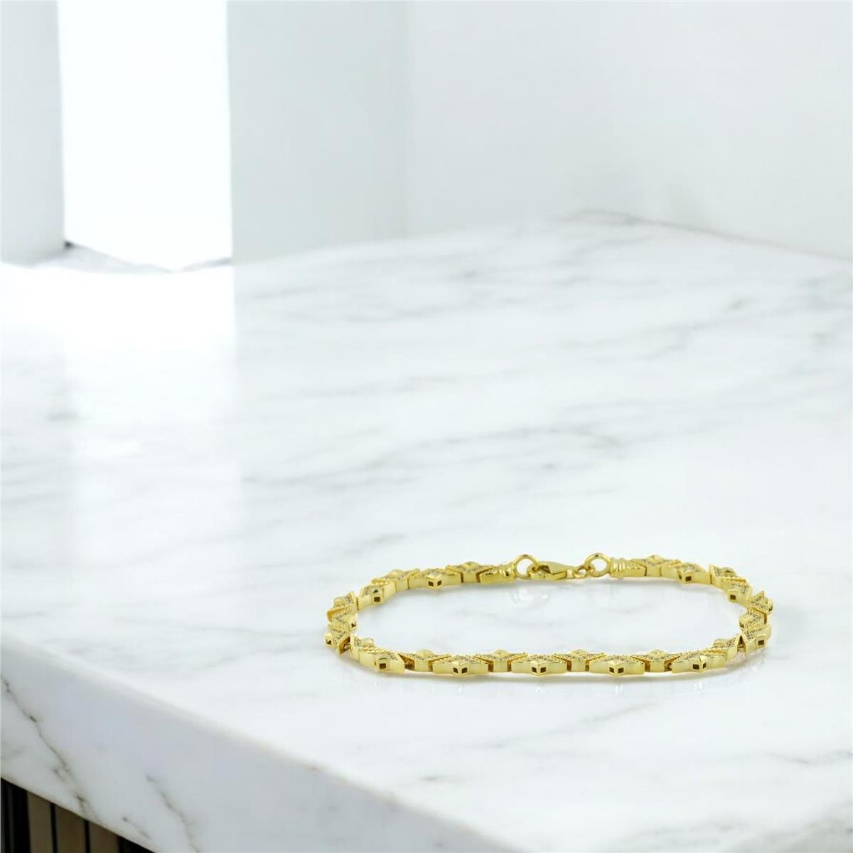 14 Ayar Altın Tasarım Bileklik  -  0202472