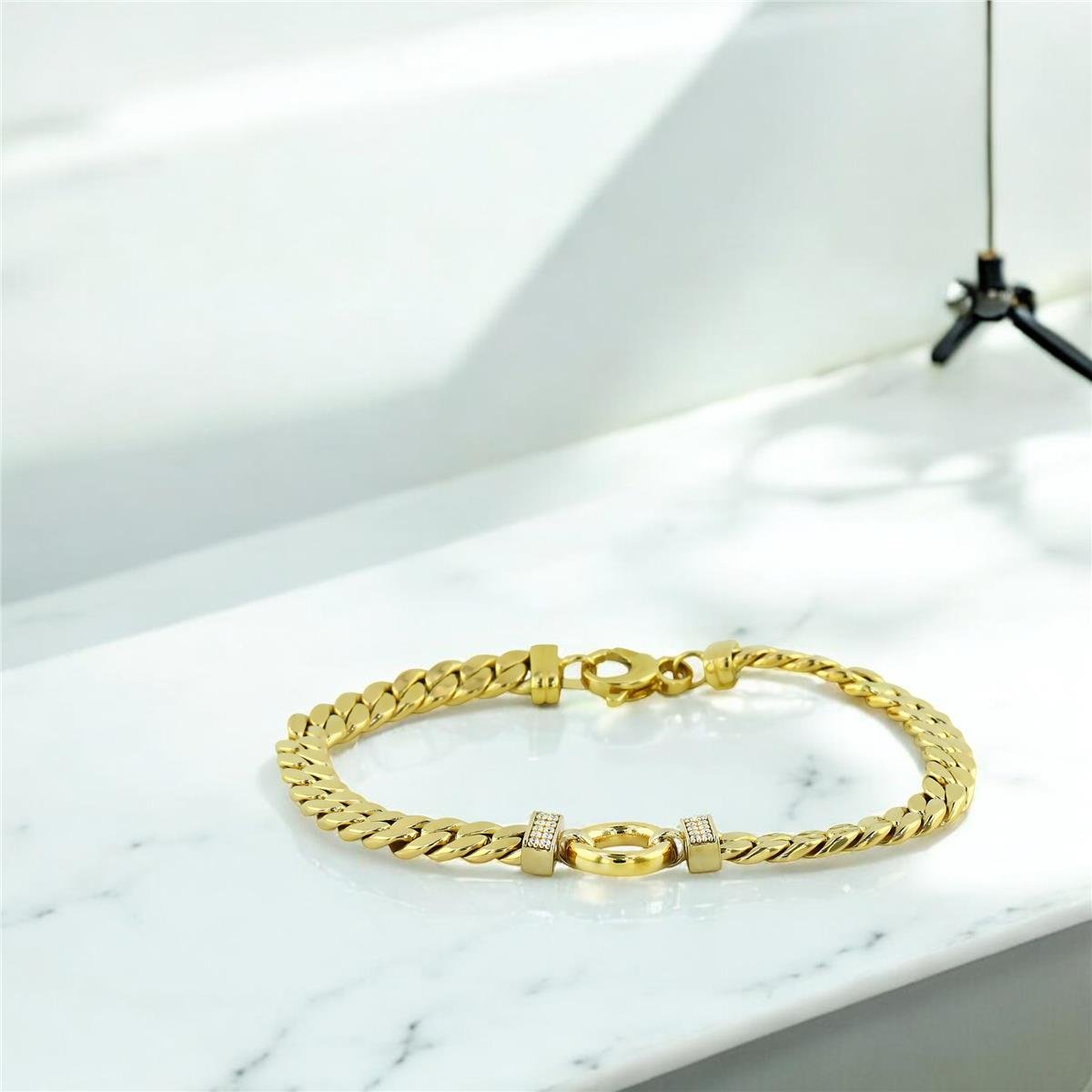 14 Ayar Altın Tasarım Bileklik  -  0203696