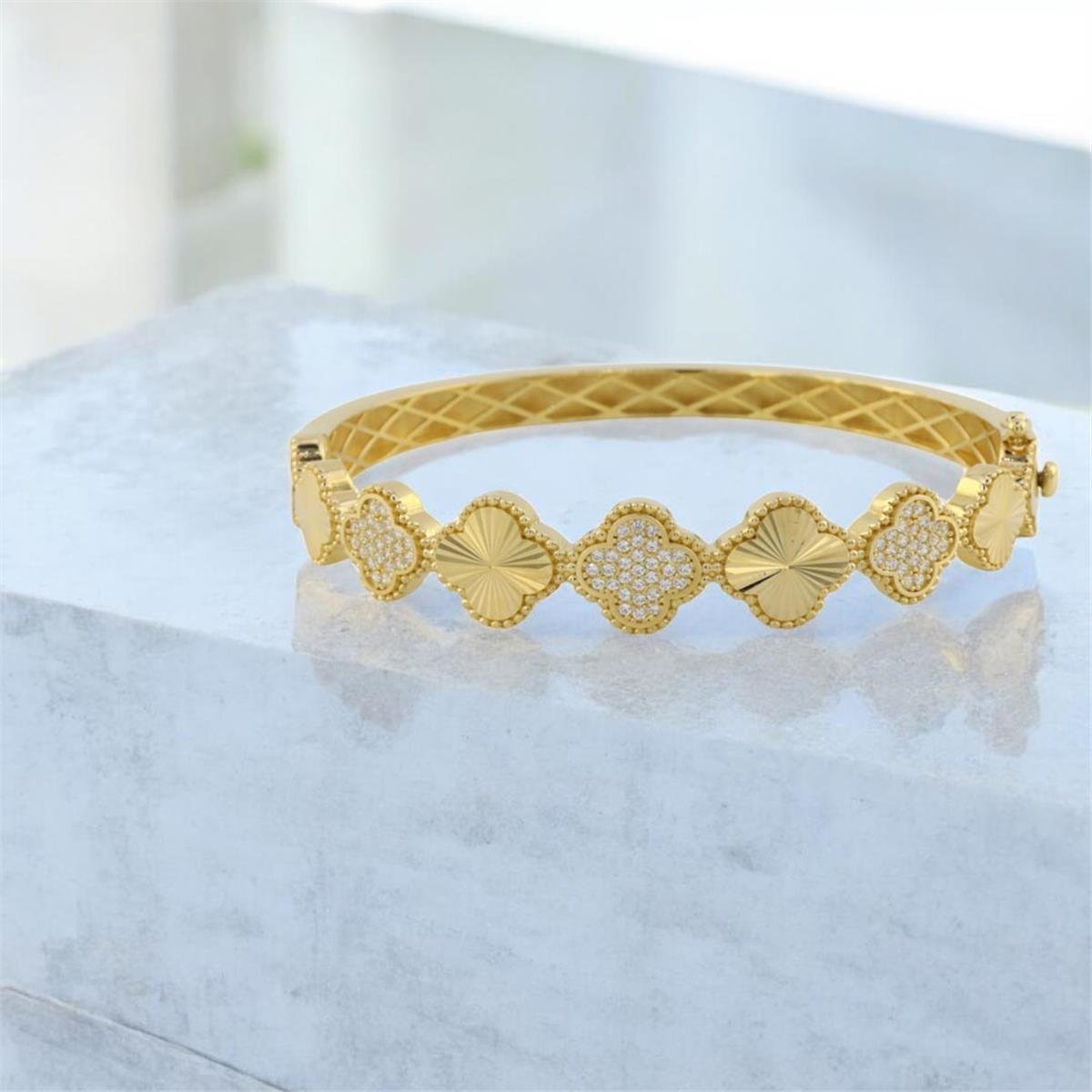 14 Ayar Altın Tasarım Bilezik  -  0187703