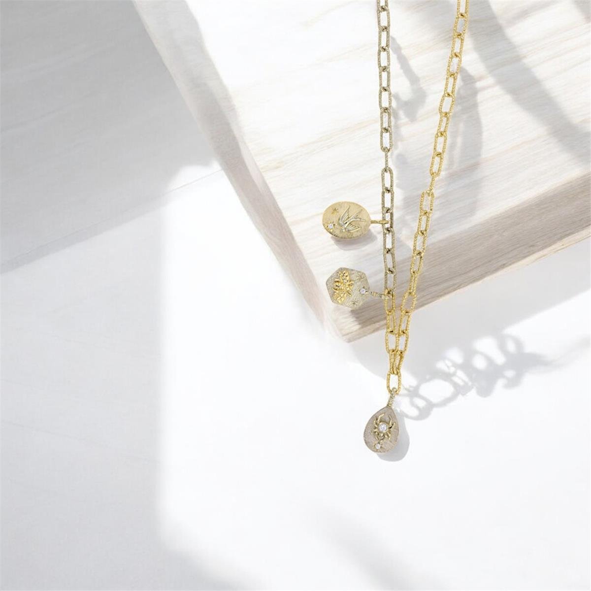 14 Ayar Altın Tasarım Kolye  -  0188951