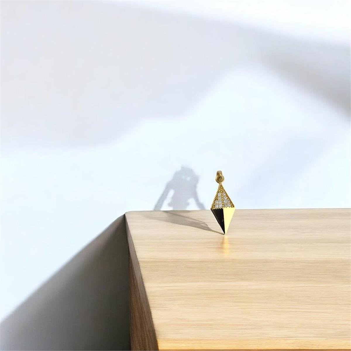 14 Ayar Altın Tasarım Kolye Ucu  -  0188132