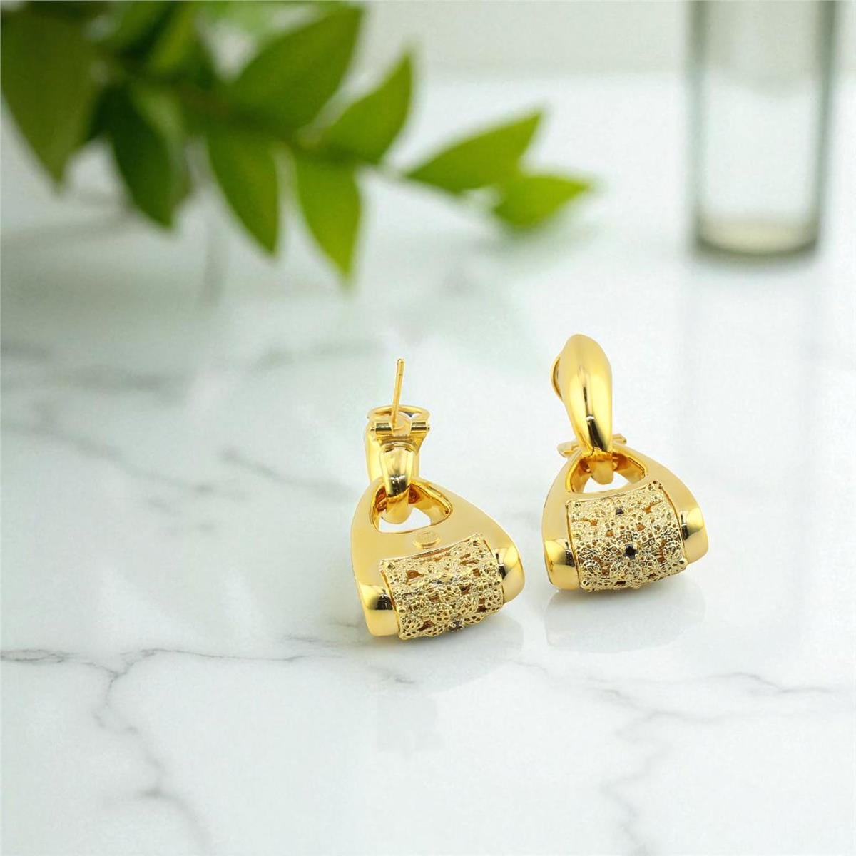 14 Ayar Altın Tasarım Küpe  -  0177649