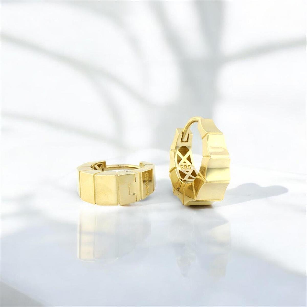 14 Ayar Altın Tasarım Küpe  -  0185194