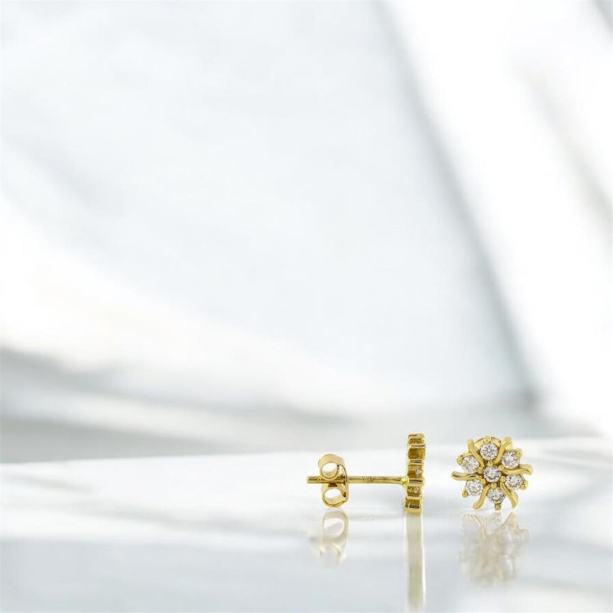 14 Ayar Altın Tasarım Küpe  -  0191207