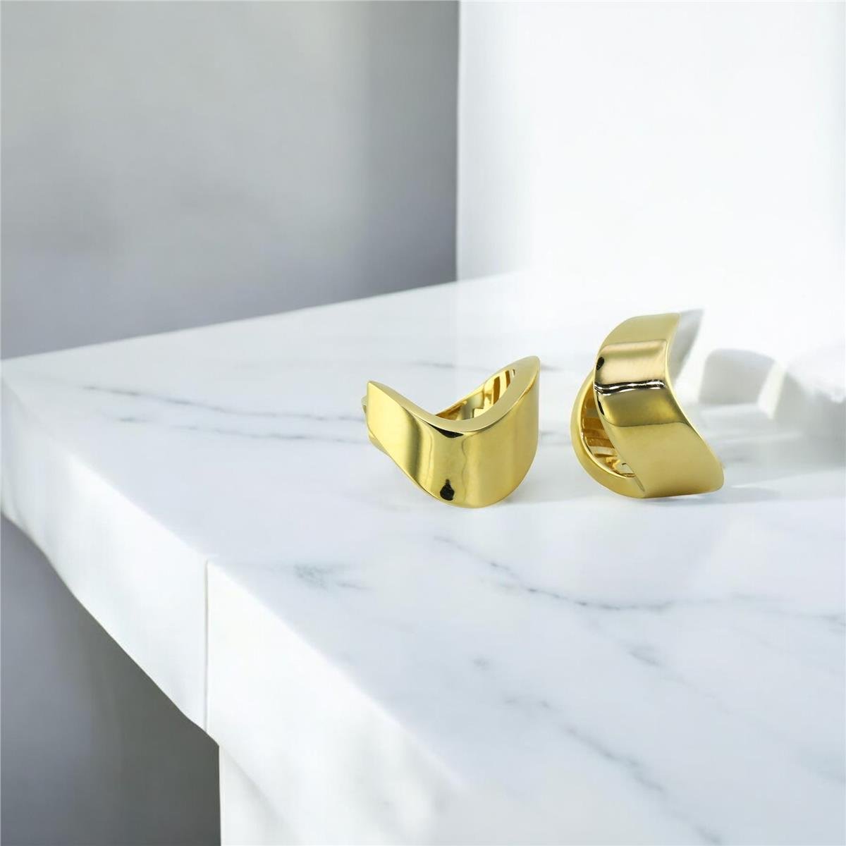 14 Ayar Altın Tasarım Küpe  -  0194727