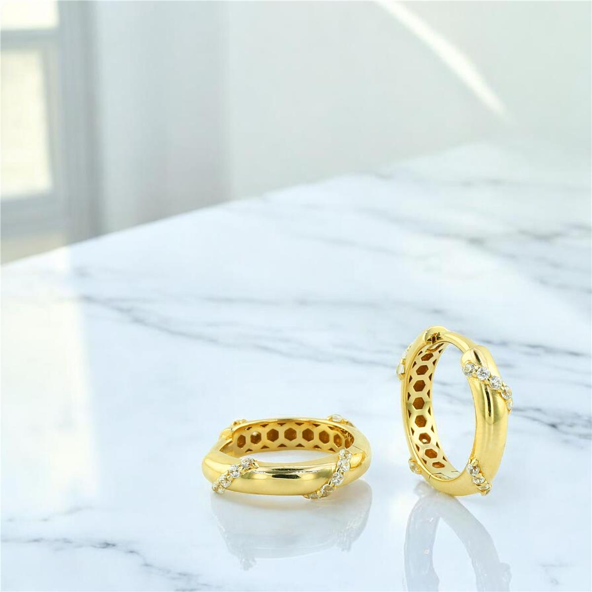 14 Ayar Altın Tasarım Küpe  -  0204010