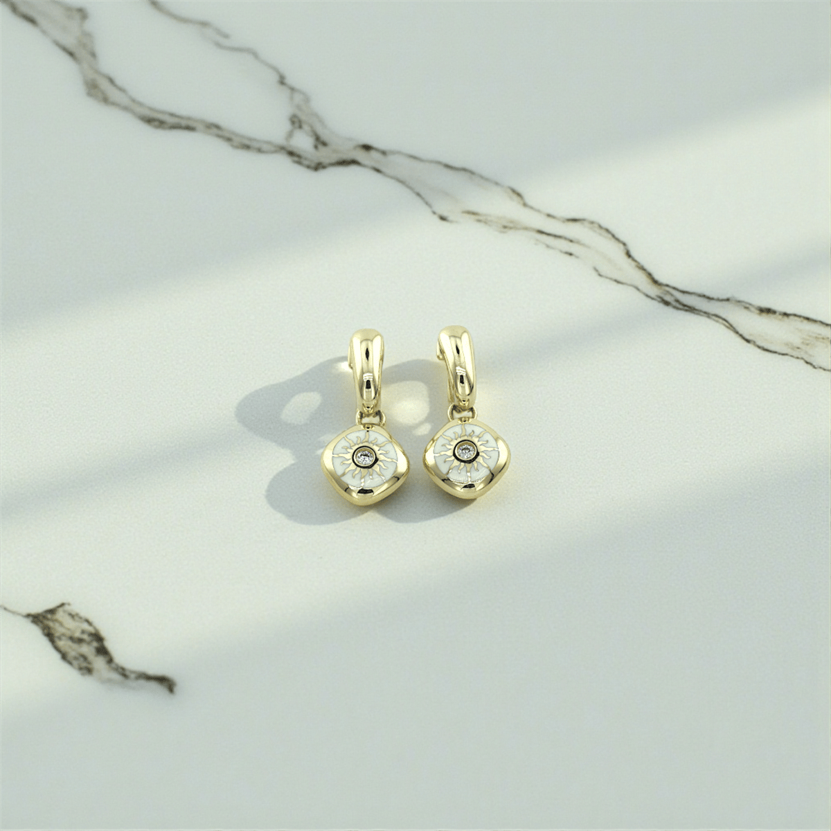 14 Ayar Altın Tasarım Küpe  -  K205931