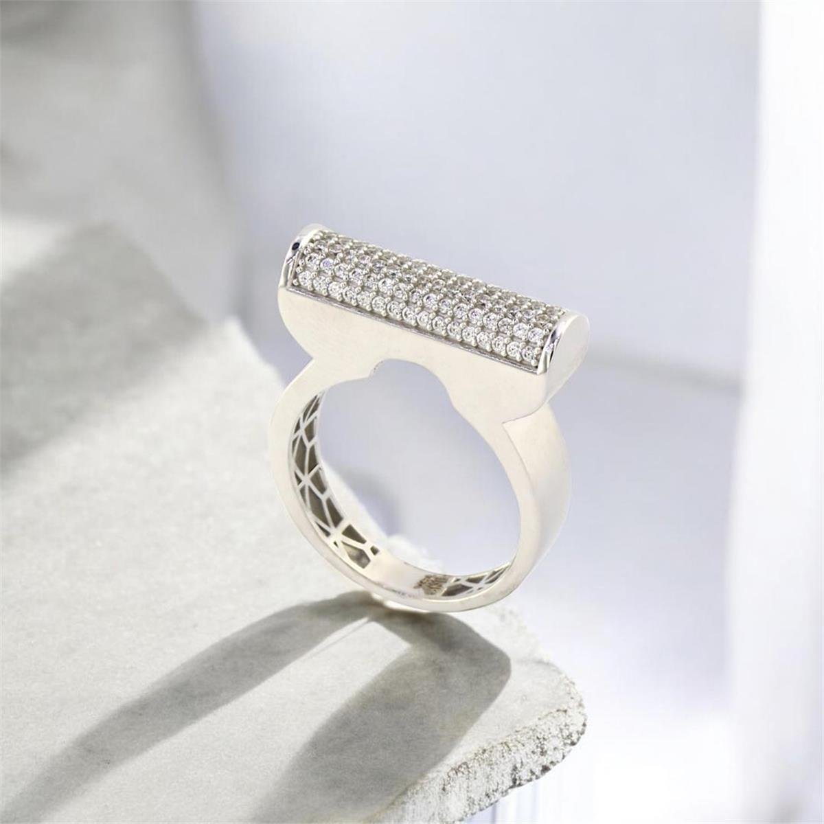 14 Ayar Altın Tasarım Yüzük  -  0188553