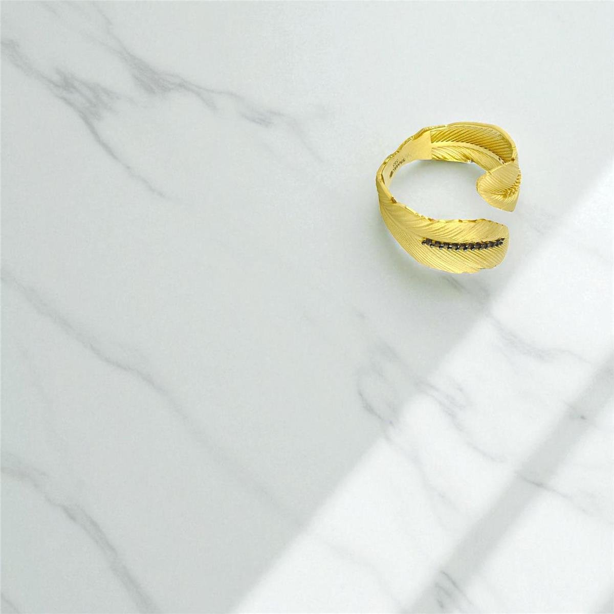 14 Ayar Altın Tasarım Yüzük  -  0194371