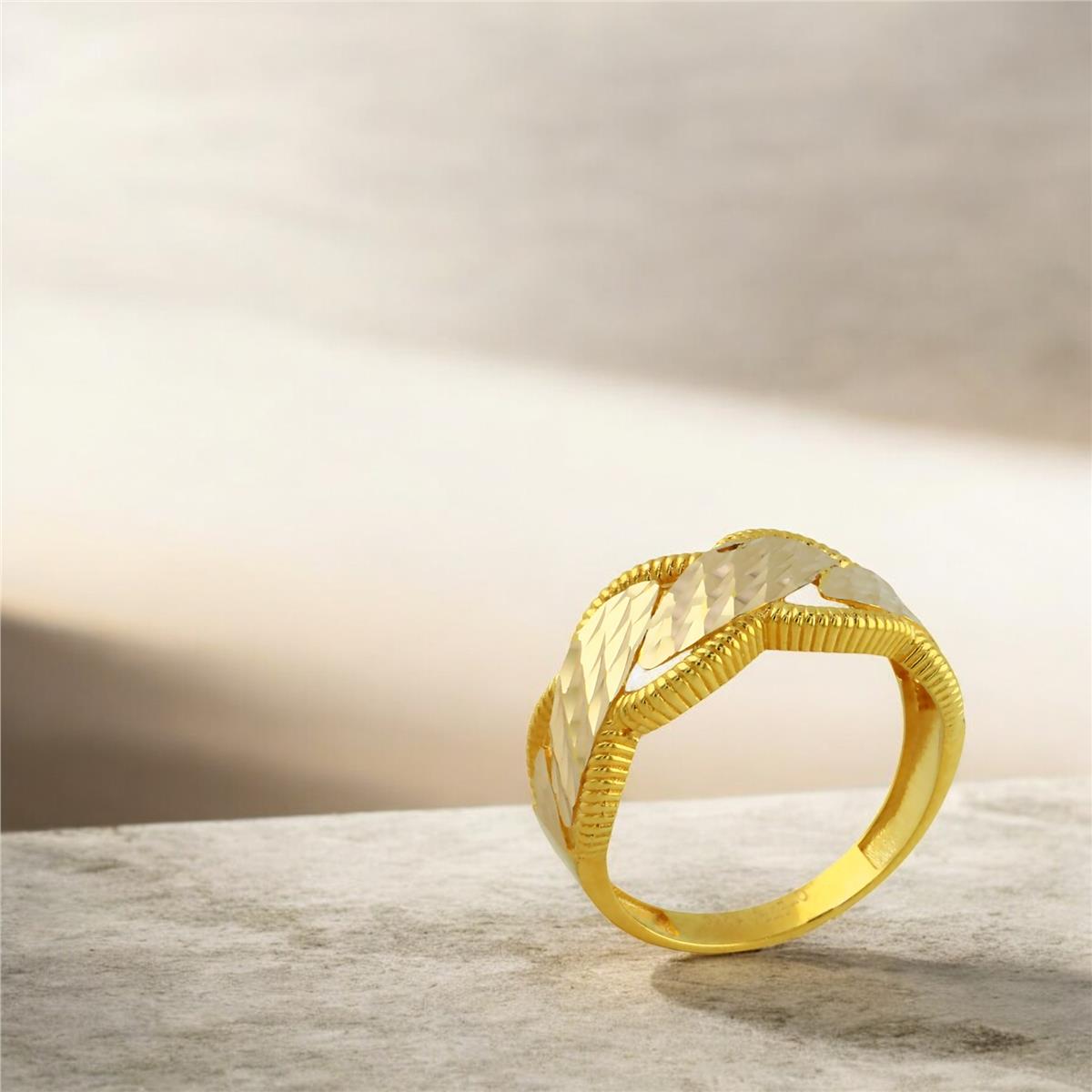 14 Ayar Altın Tasarım Yüzük  -  0202671