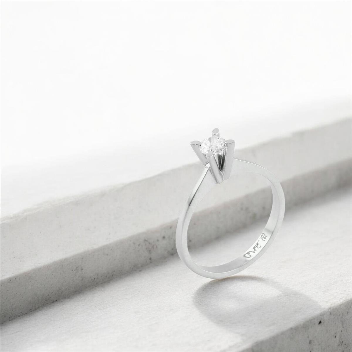 14 Ayar Altın Tektaş Yüzük  -  0198866